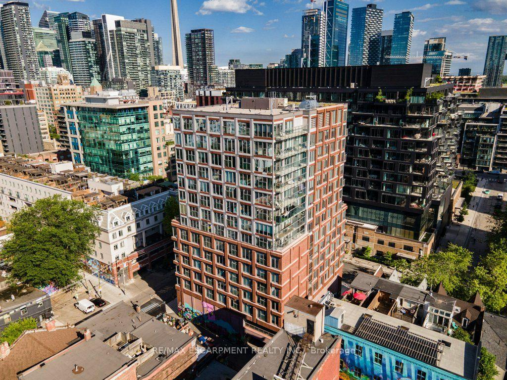 Photo 34 of Unit 803, 2 Augusta Avenue, Toronto, Waterfront Communities — HOMEH
