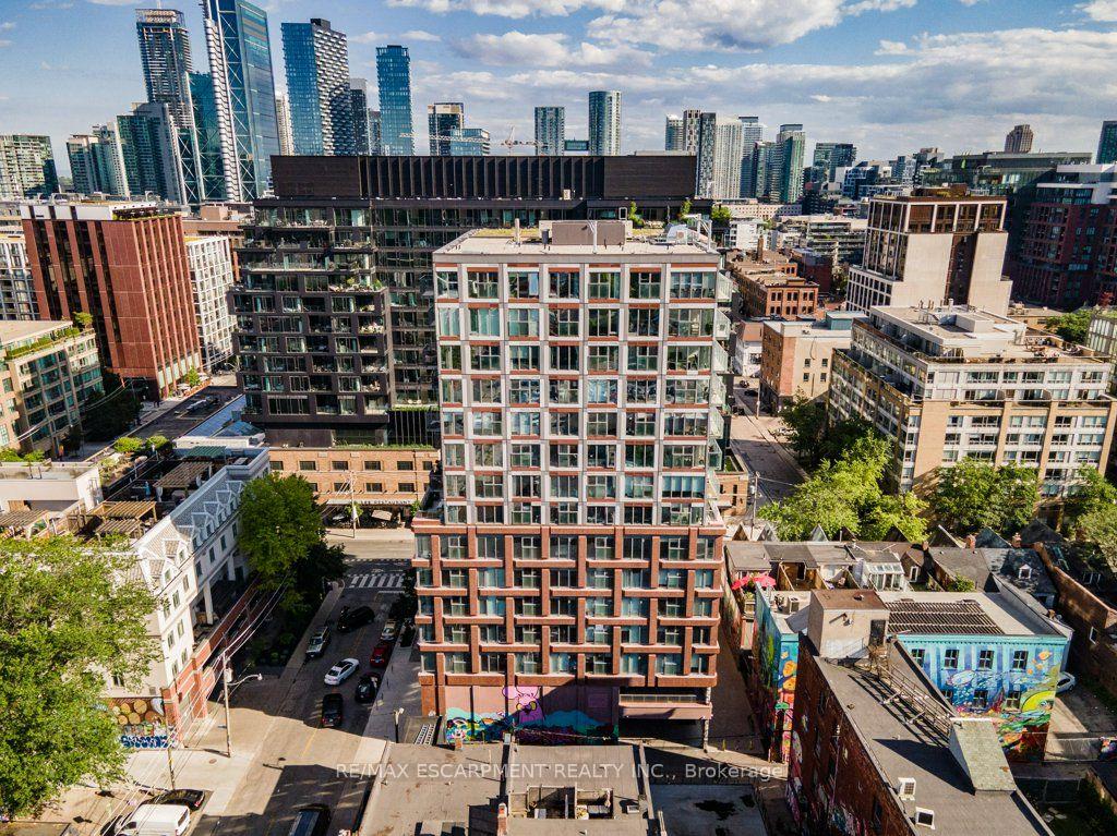 Photo 35 of Unit 803, 2 Augusta Avenue, Toronto, Waterfront Communities — HOMEH