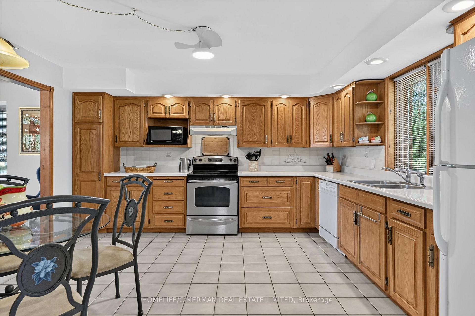 Photo 25 of 45 Admiral Drive, Kawartha Lakes, Fenelon — HOMEH