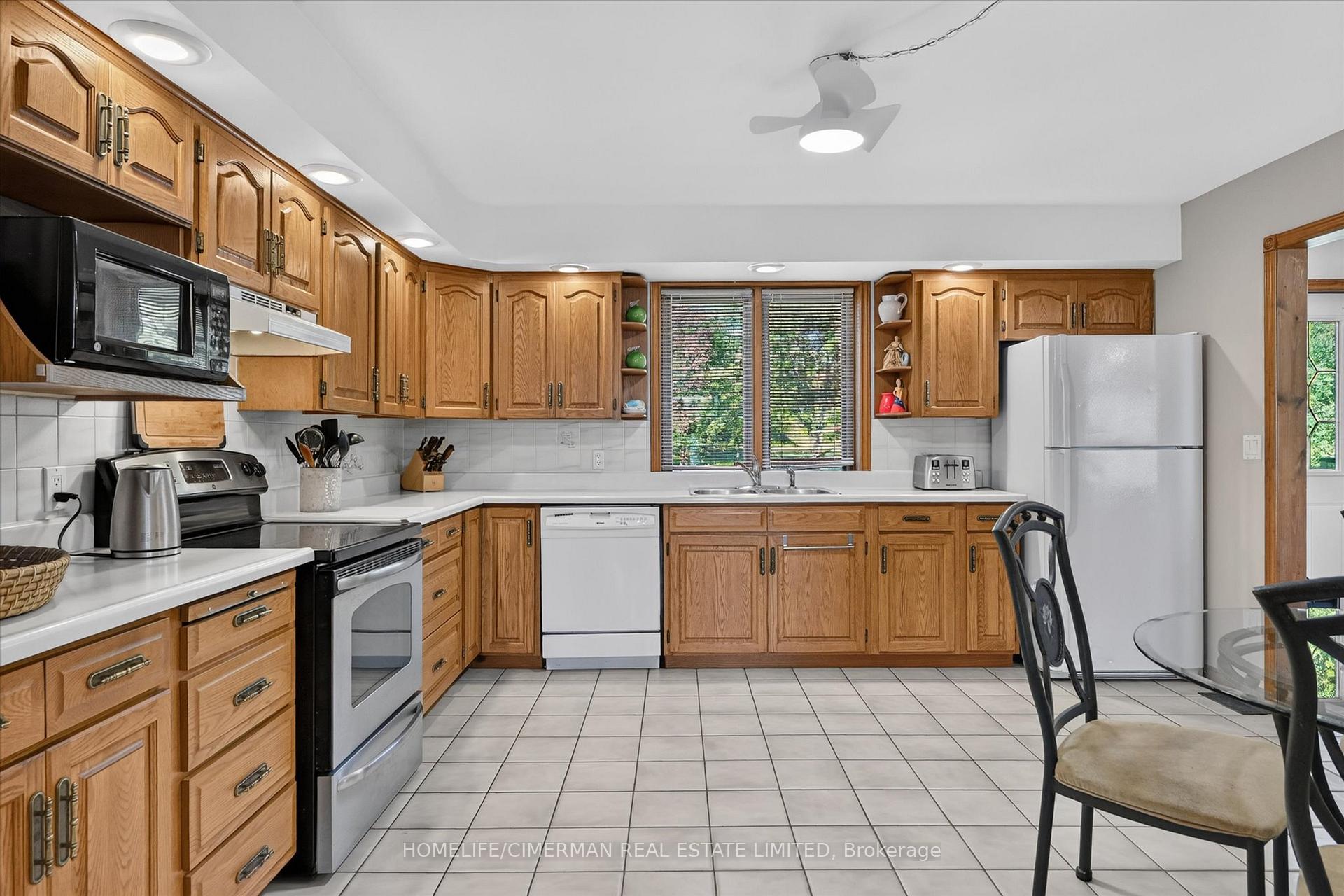 Photo 28 of 45 Admiral Drive, Kawartha Lakes, Fenelon — HOMEH
