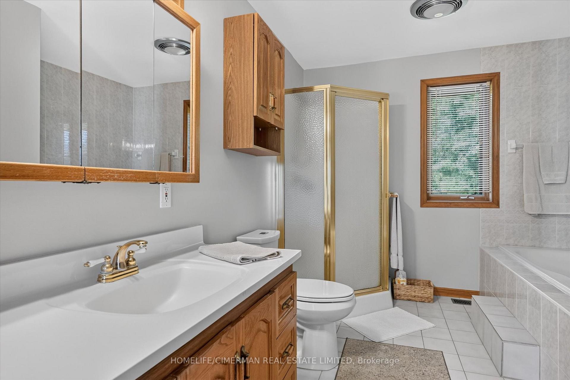 Photo 35 of 45 Admiral Drive, Kawartha Lakes, Fenelon — HOMEH