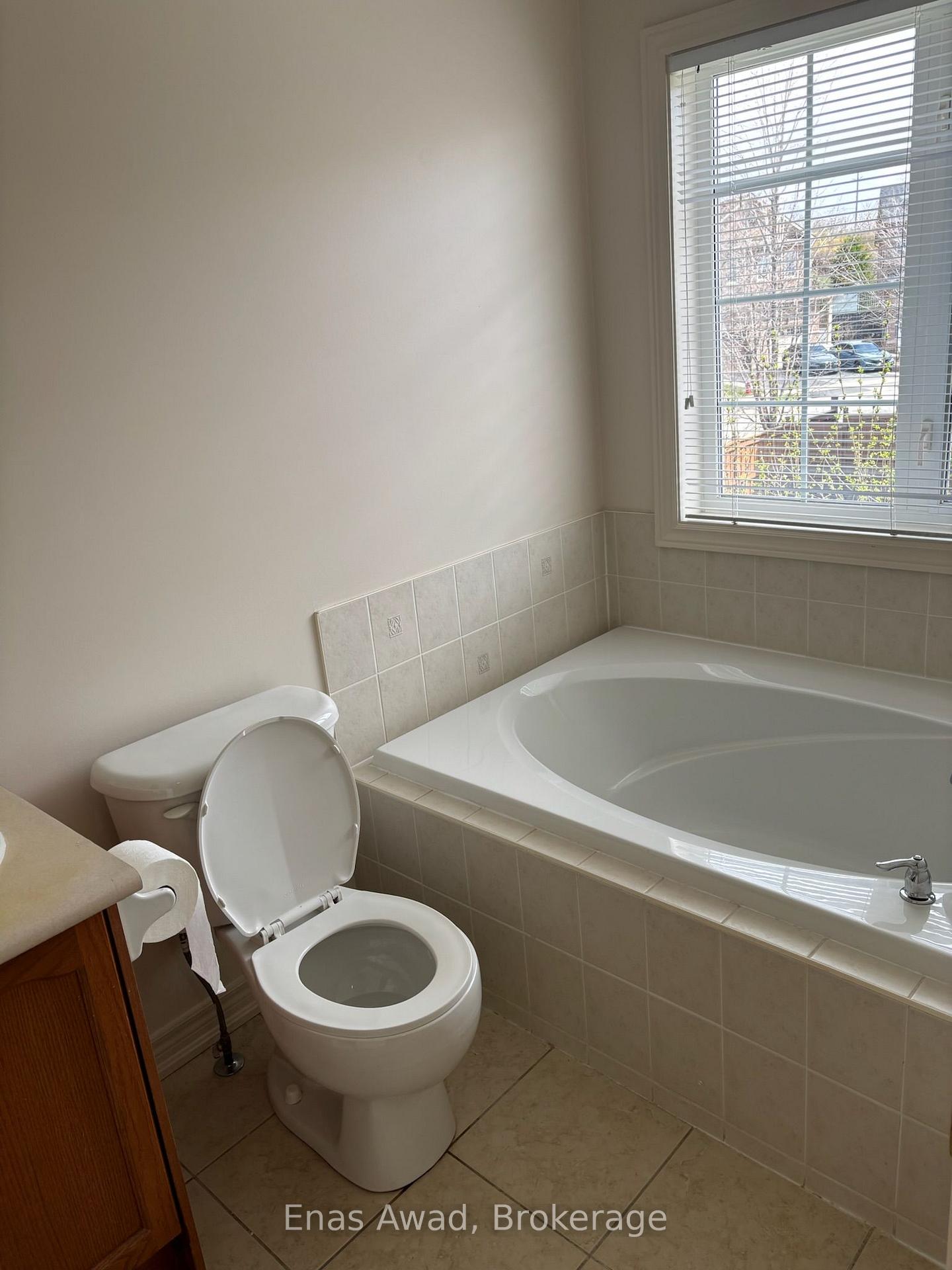Photo 20 of 70 Churchill Street, Waterloo, Maple Hills — HOMEH