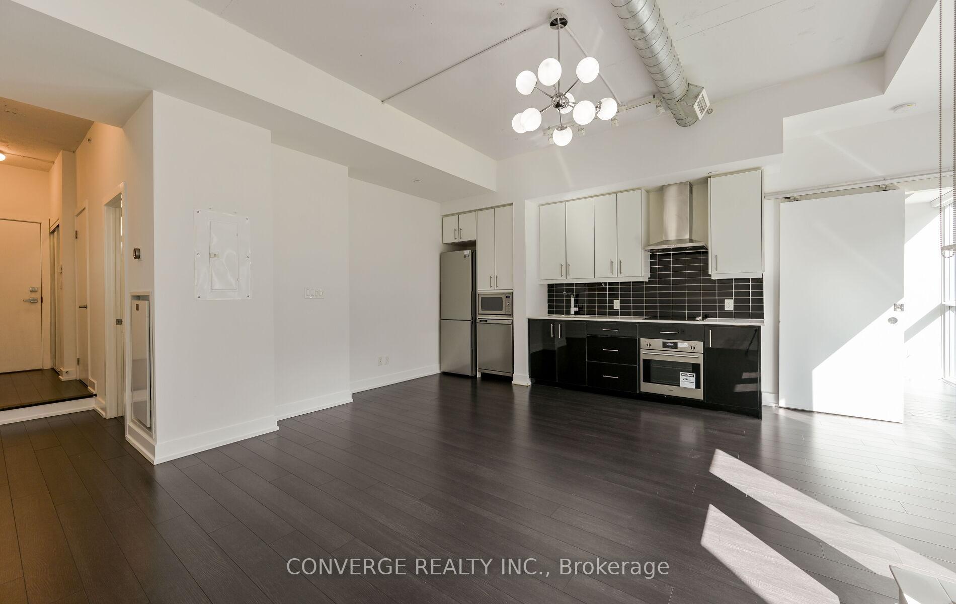 Photo 7 of Unit 203, 75 The Donway, North York, Banbury-Don Mills — HOMEH