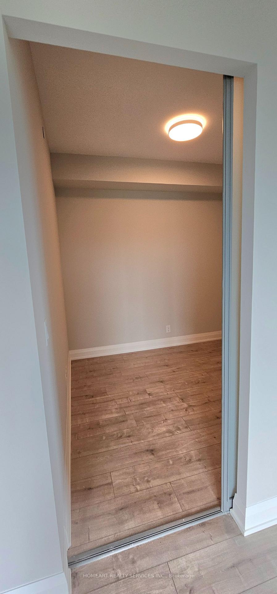 Photo 10 of Unit 1603, 18 water walk Drive, Markham, Unionville — HOMEH