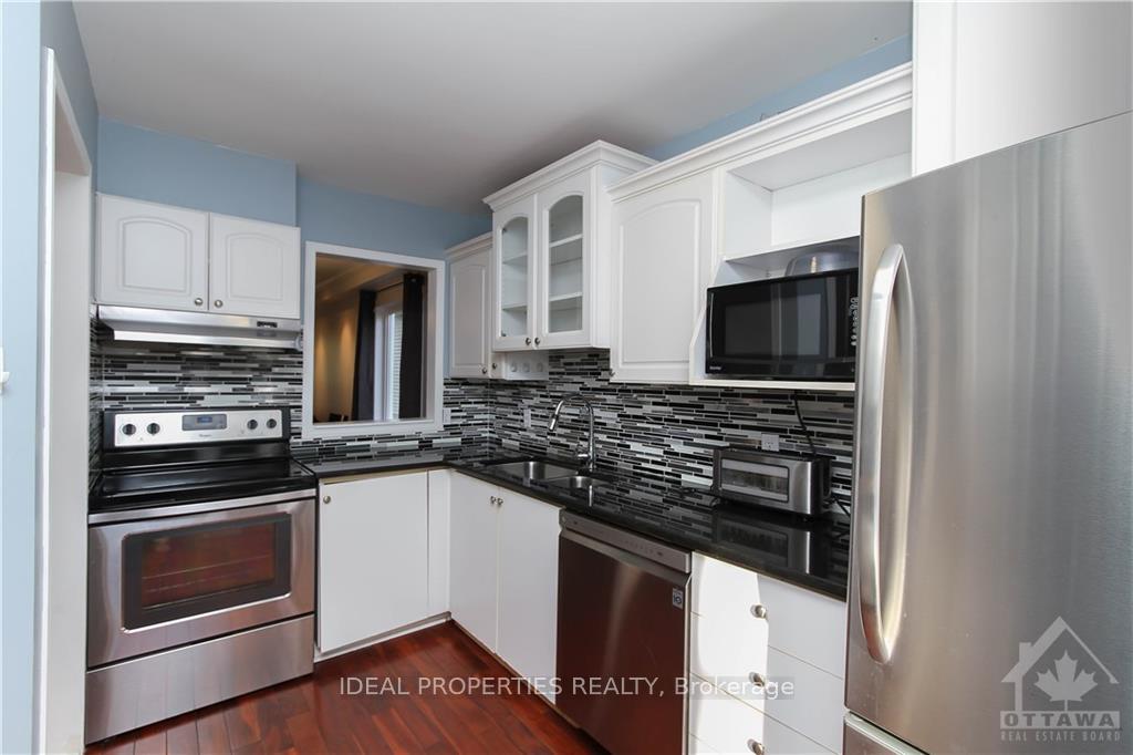 Photo 15 of 54 Thornbury Crescent, Ottawa, Centrepointe — HOMEH