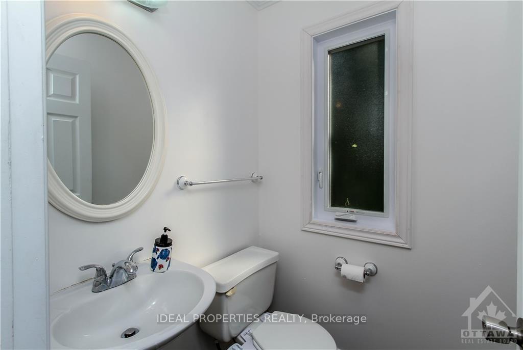 Photo 17 of 54 Thornbury Crescent, Ottawa, Centrepointe — HOMEH