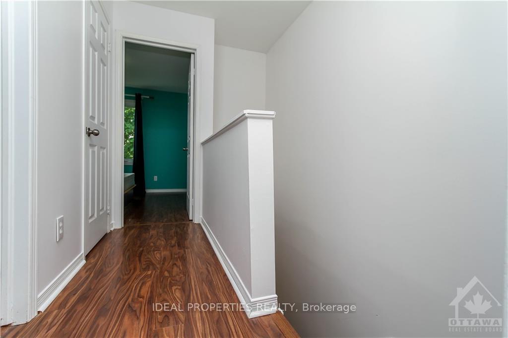 Photo 18 of 54 Thornbury Crescent, Ottawa, Centrepointe — HOMEH