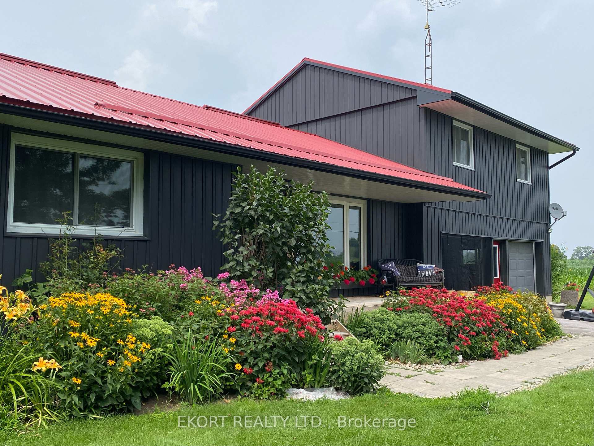 Photo 2 of 428 Hunt Road, Tweed, Hungerford (Twp) — HOMEH