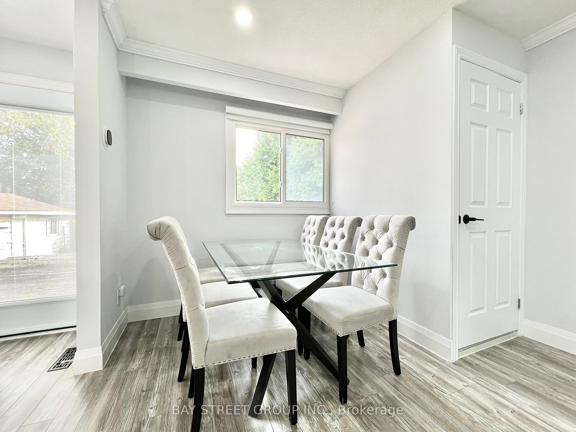 Photo 17 of 93 Parkway Avenue, Markham, Markham Village — HOMEH