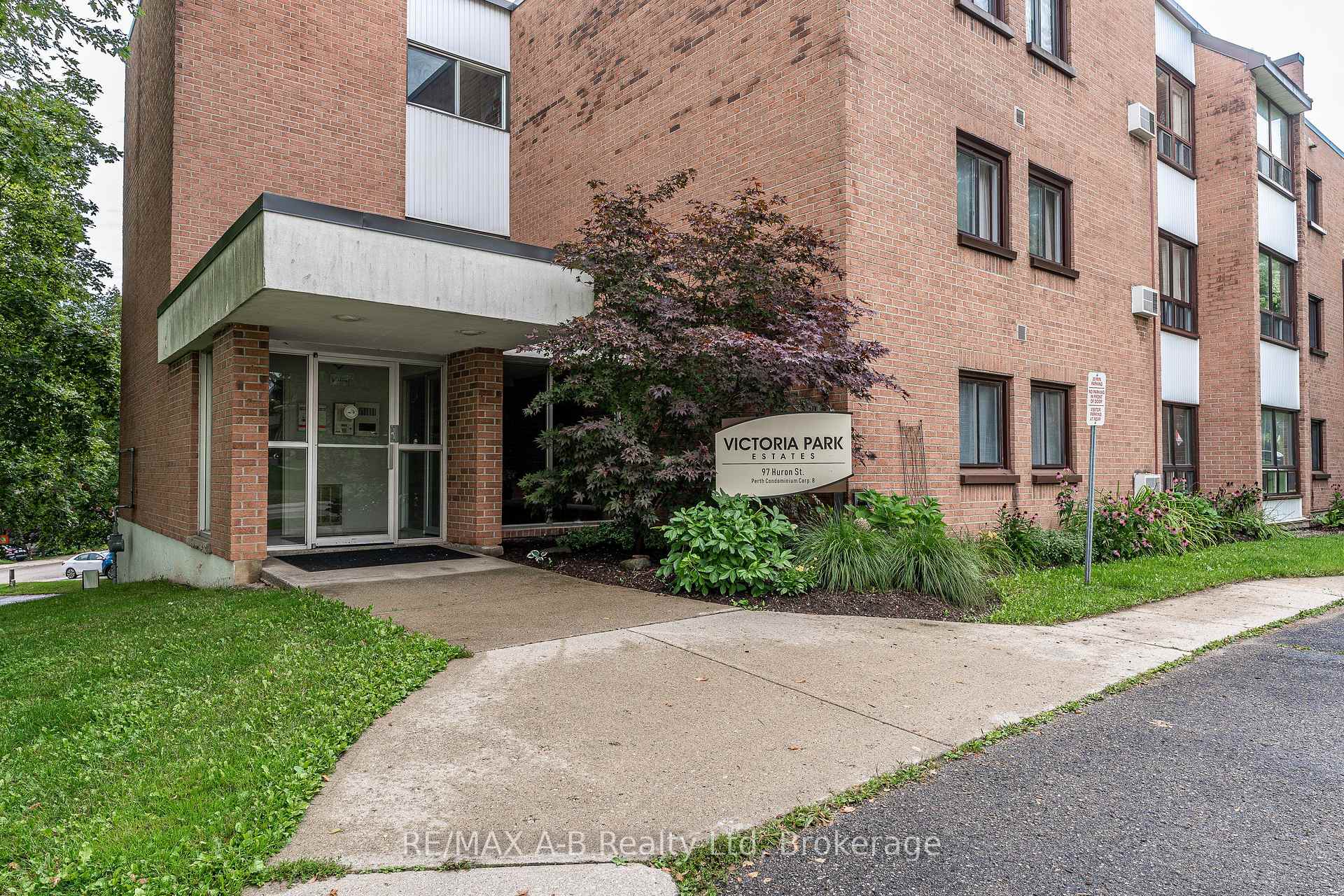 Photo 2 of Unit 104, 97 Huron Street, Stratford — HOMEH