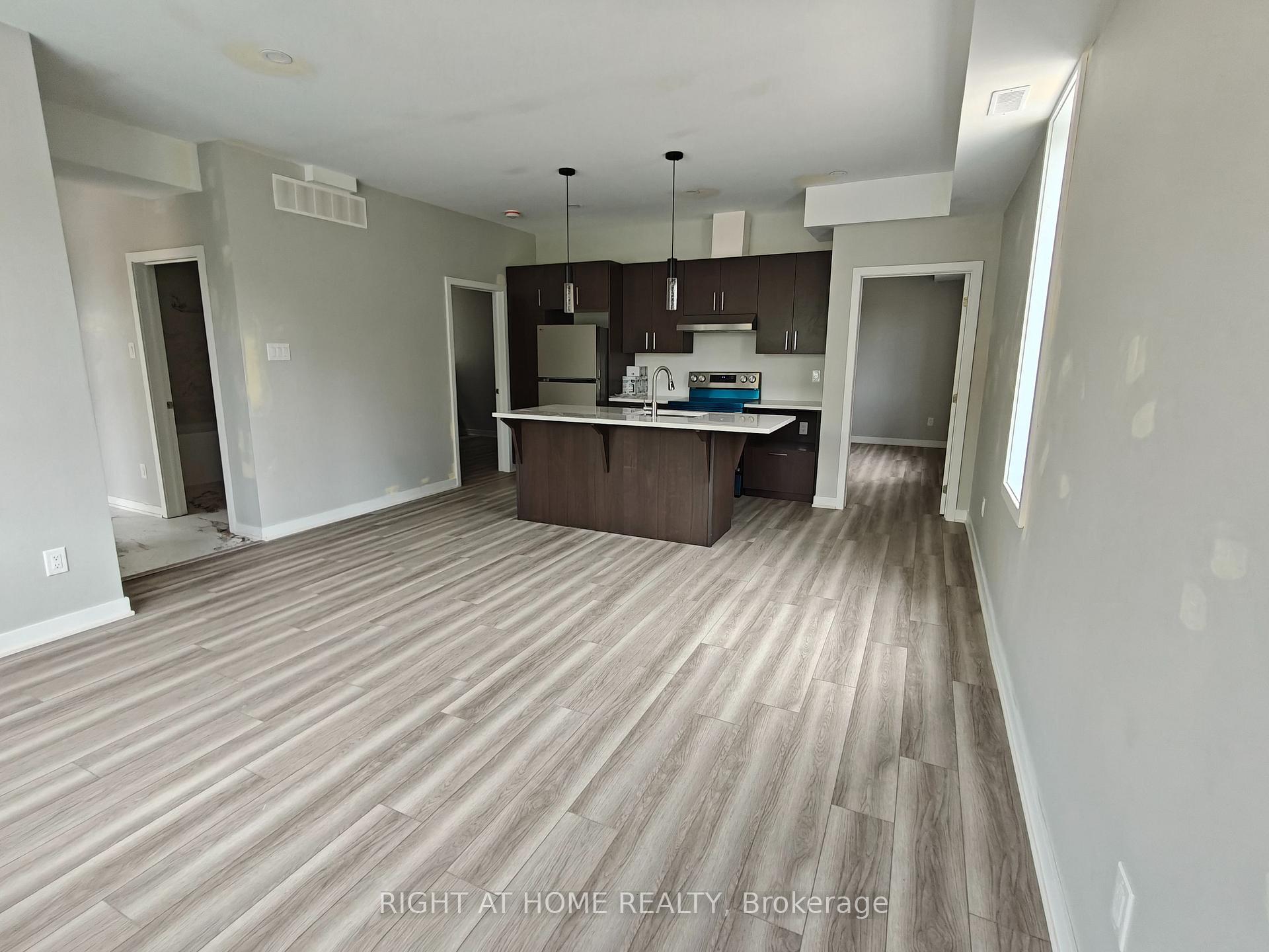 Photo 2 of Unit Unit A, 1336 Thames Street, Ottawa, Carlington — HOMEH