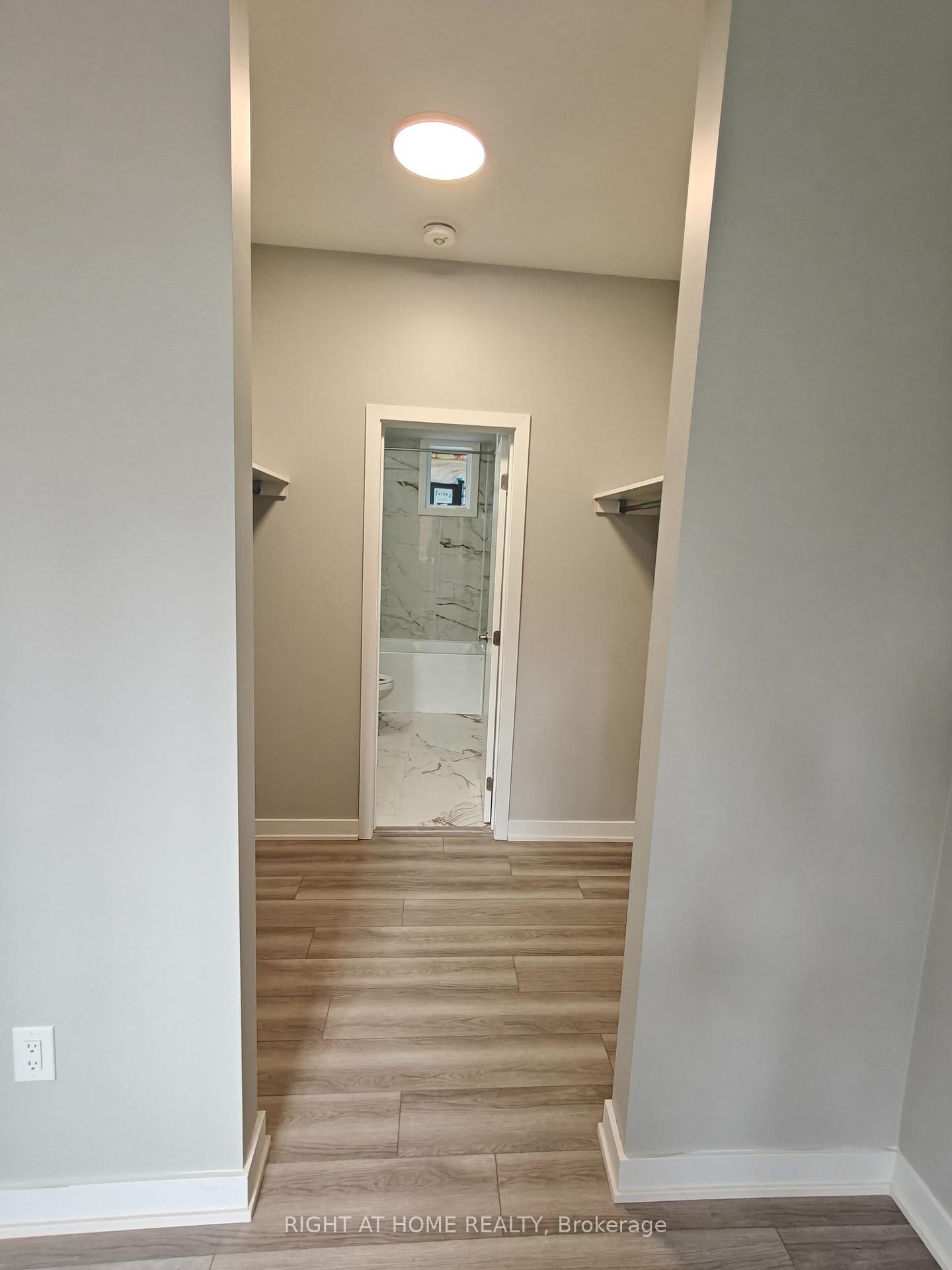 Photo 11 of Unit Unit A, 1336 Thames Street, Ottawa, Carlington — HOMEH