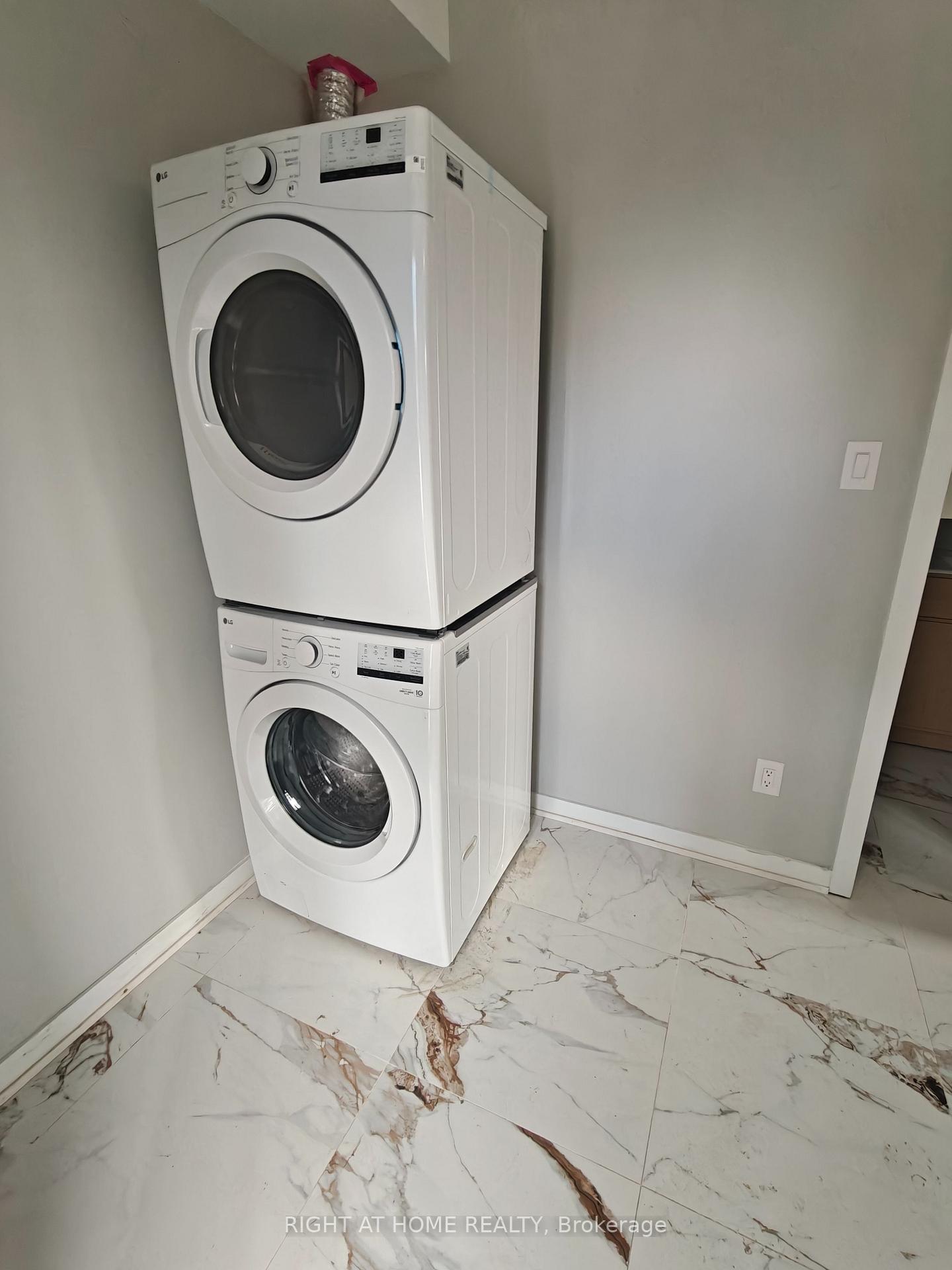 Photo 17 of Unit Unit A, 1336 Thames Street, Ottawa, Carlington — HOMEH