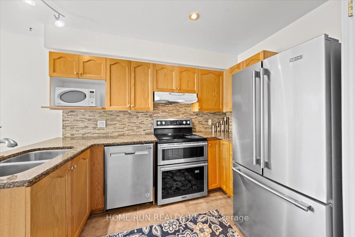 Photo 13 of 113 Gray Crescent, Ottawa, Kanata - Beaverbrook — HOMEH