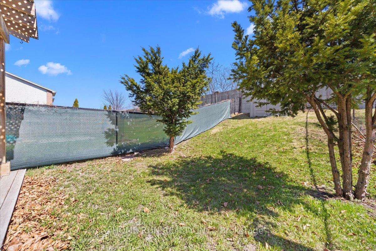 Photo 32 of 113 Gray Crescent, Ottawa, Kanata - Beaverbrook — HOMEH