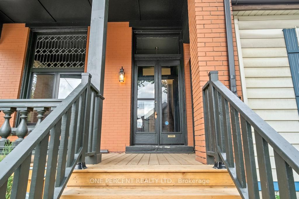 Photo 2 of 143 Catharine Street N, Hamilton, Beasley — HOMEH