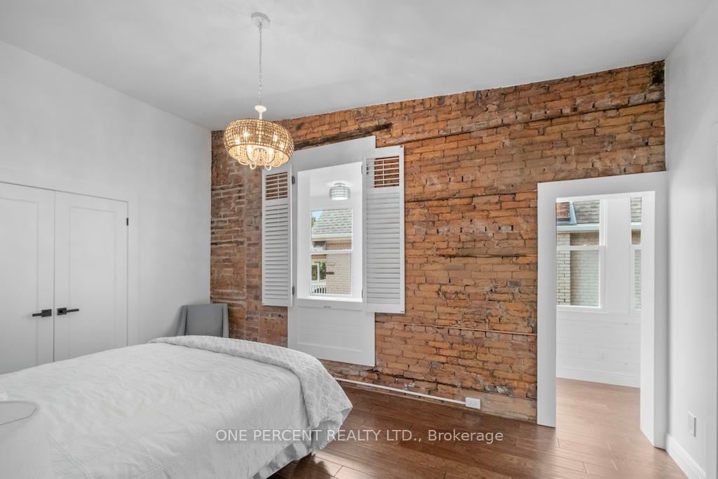 Photo 17 of 143 Catharine Street N, Hamilton, Beasley — HOMEH