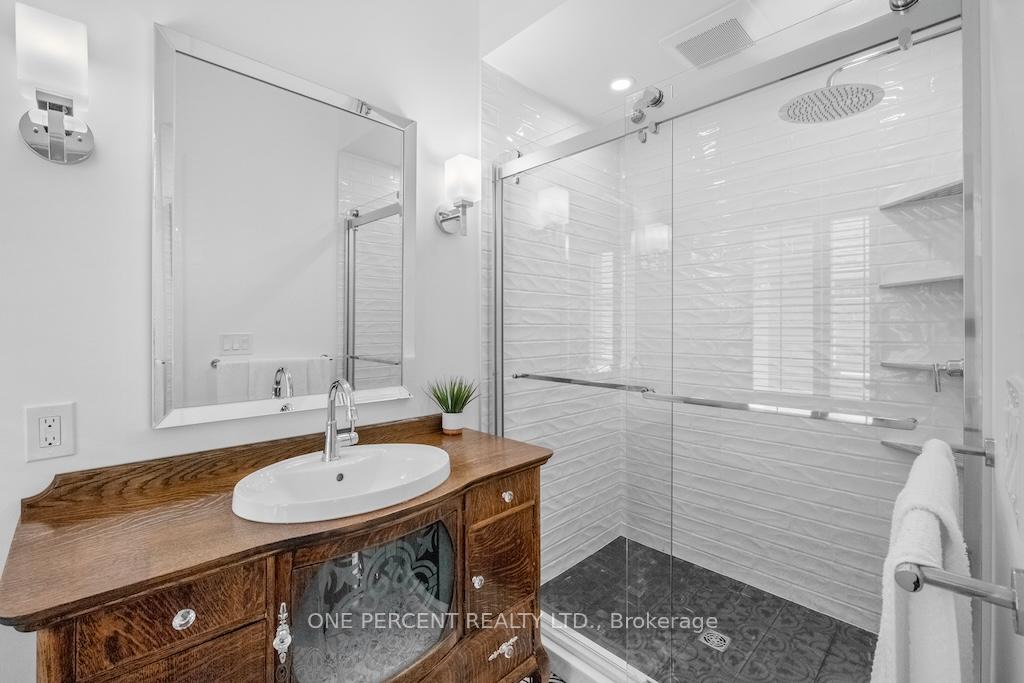 Photo 19 of 143 Catharine Street N, Hamilton, Beasley — HOMEH