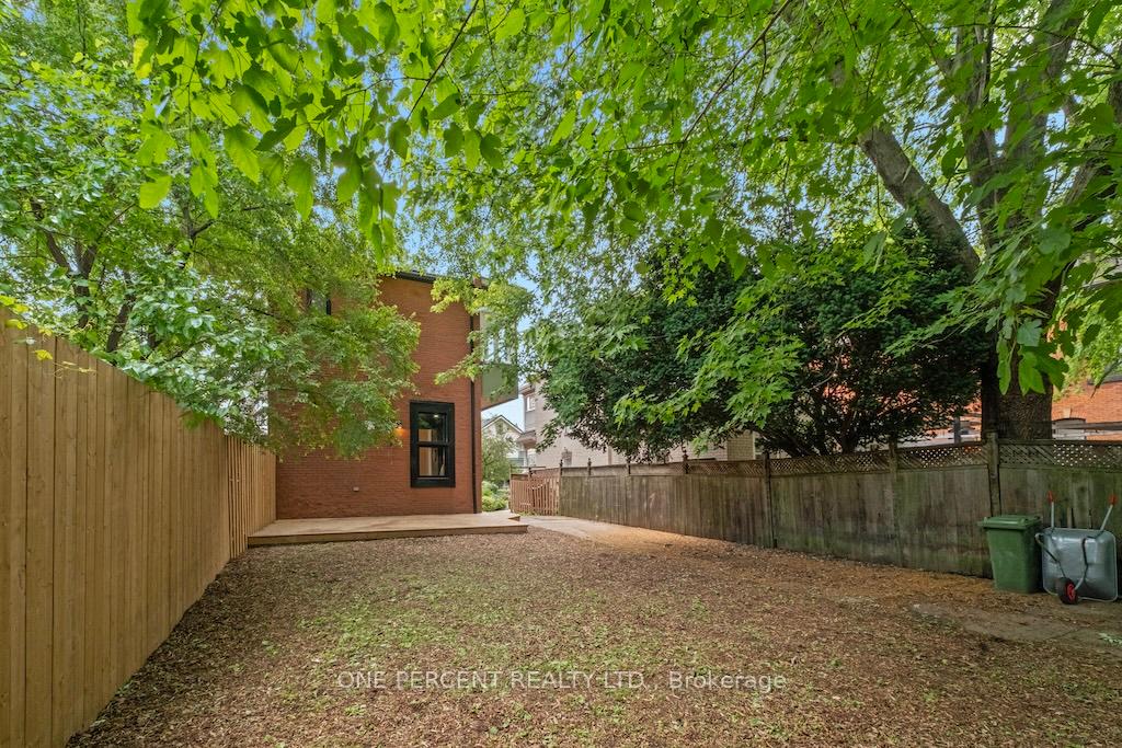 Photo 28 of 143 Catharine Street N, Hamilton, Beasley — HOMEH