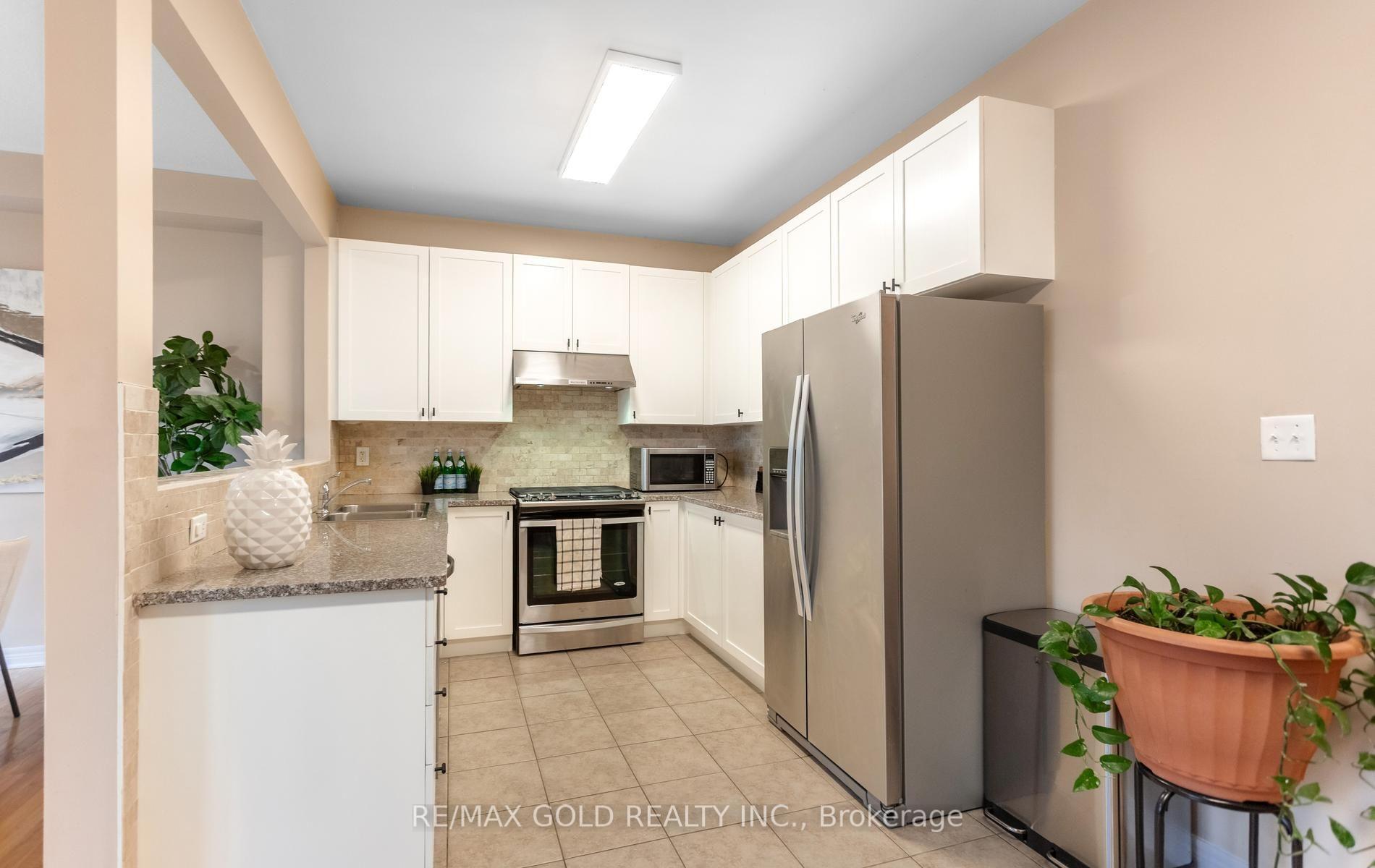 Photo 28 of 408 Bessborough Drive, Milton, Harrison — HOMEH