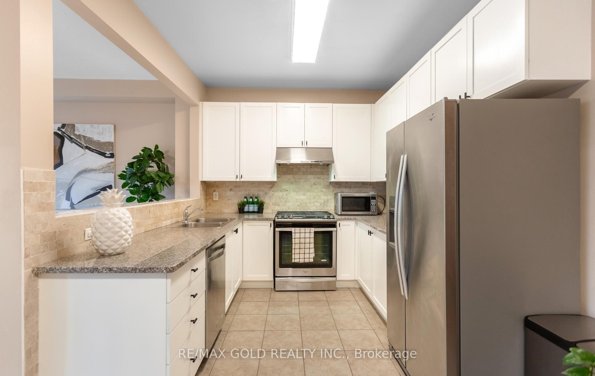 Photo 29 of 408 Bessborough Drive, Milton, Harrison — HOMEH
