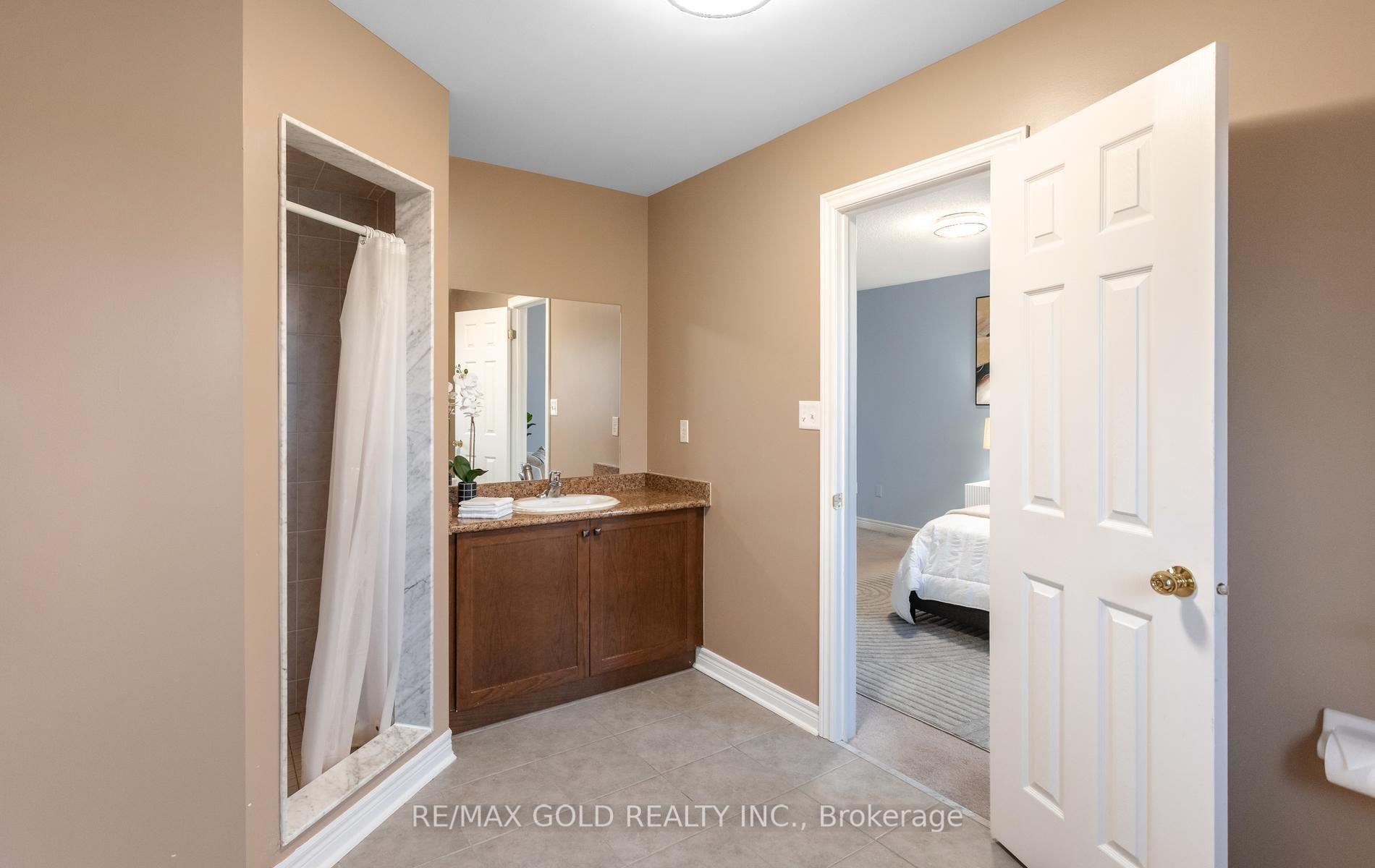 Photo 35 of 408 Bessborough Drive, Milton, Harrison — HOMEH