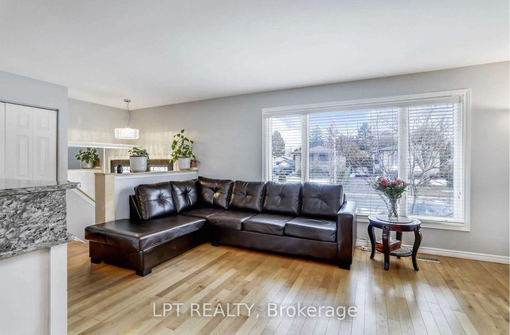 Photo 6 of UPPER- 451 Brigadoon Drive, Hamilton, Gourley — HOMEH