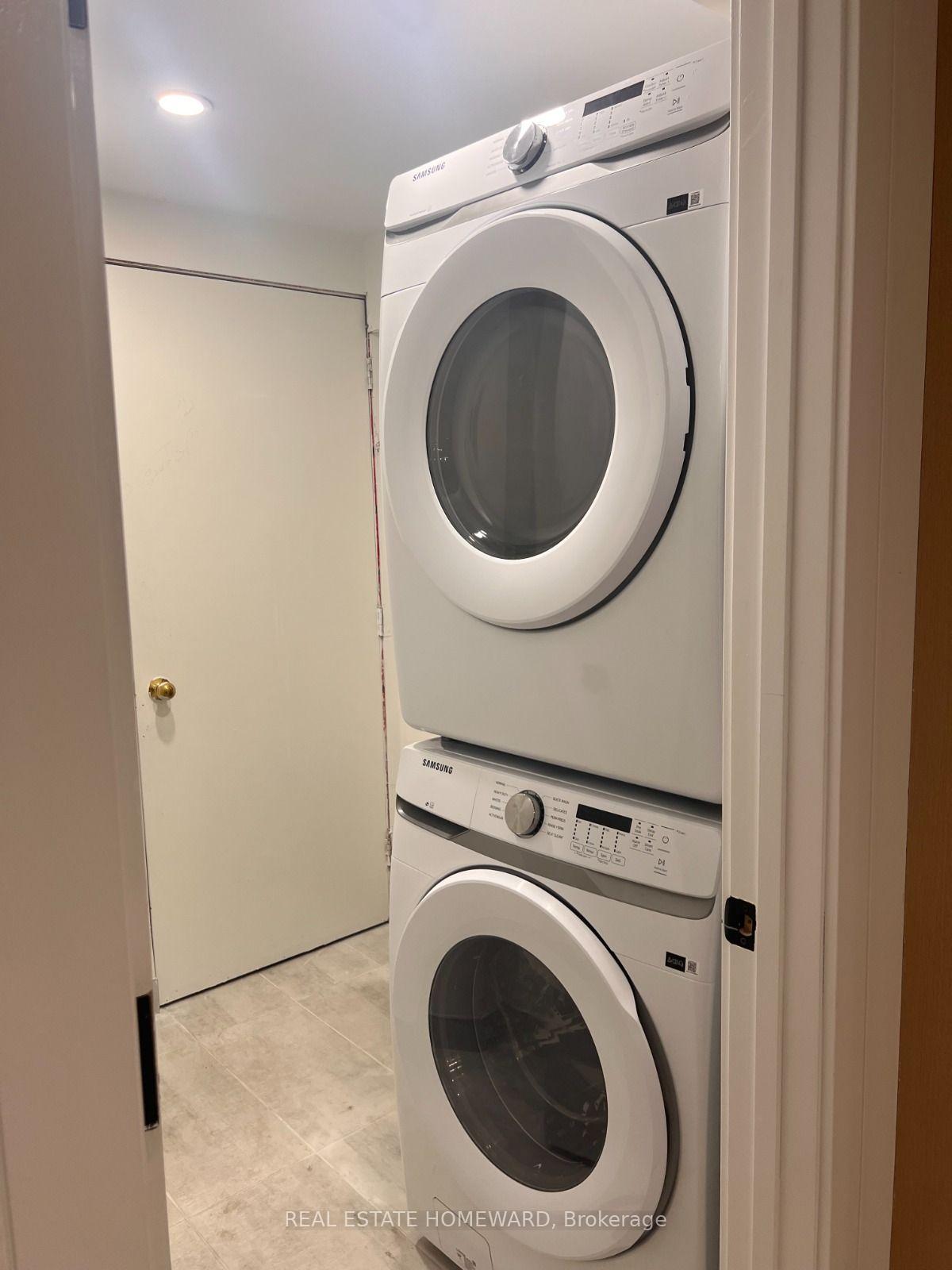 Photo 6 of Unit Lower, 11 Whitefaulds Road, Vaughan, Maple — HOMEH