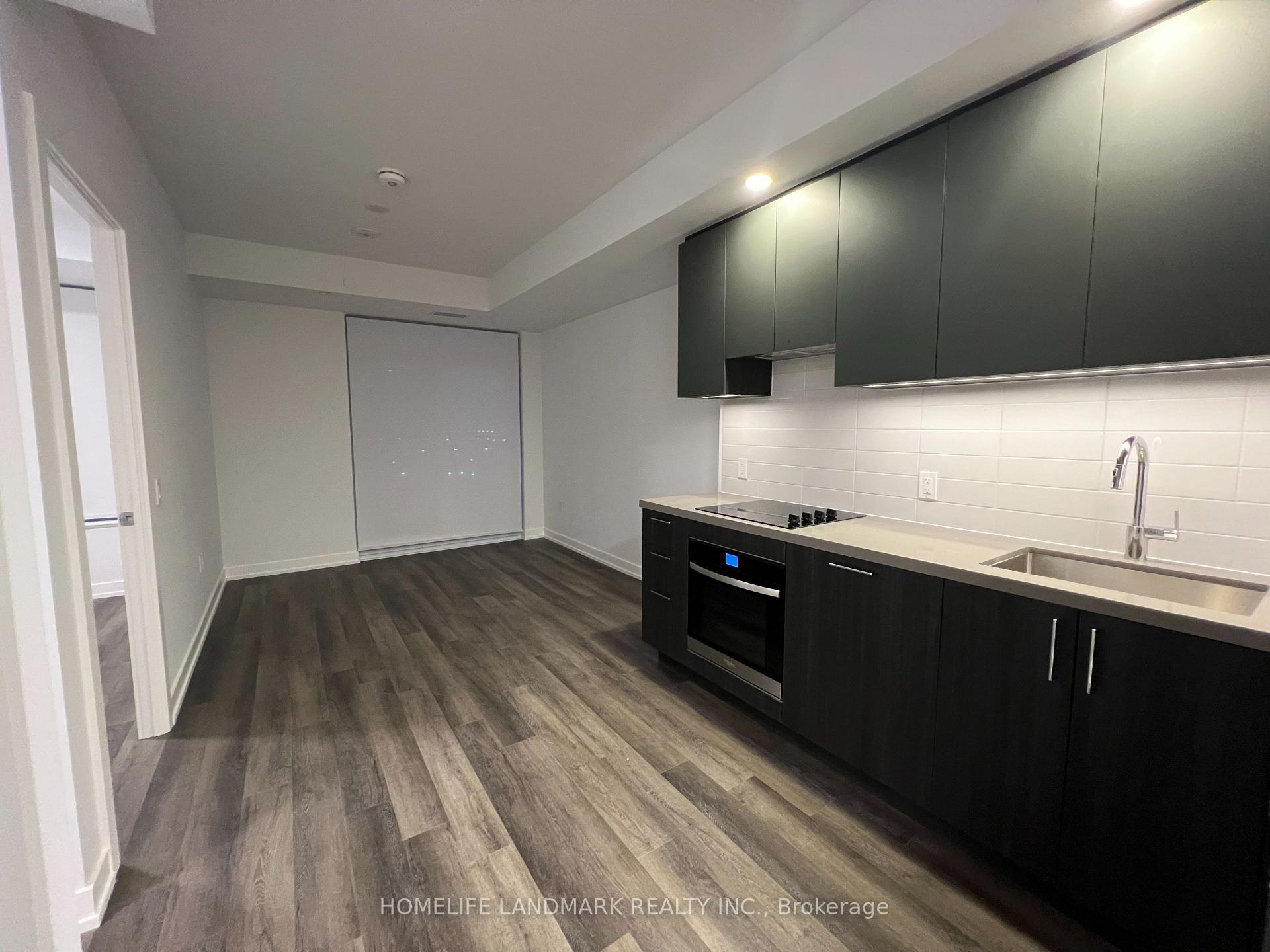 Photo 5 of Unit 1303, 5 Meadowdale Road, Vaughan, Vaughan Corporate Centre — HOMEH