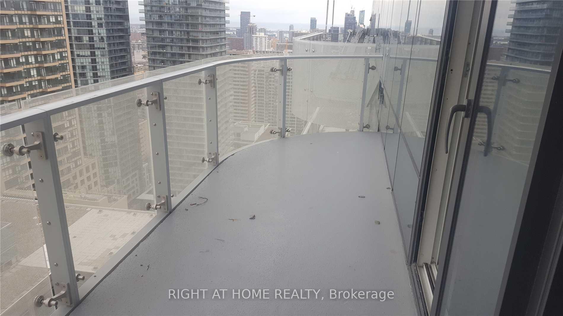 Photo 15 of Unit 2703, 1 Bloor Street E, Toronto, Church-Yonge Corridor — HOMEH