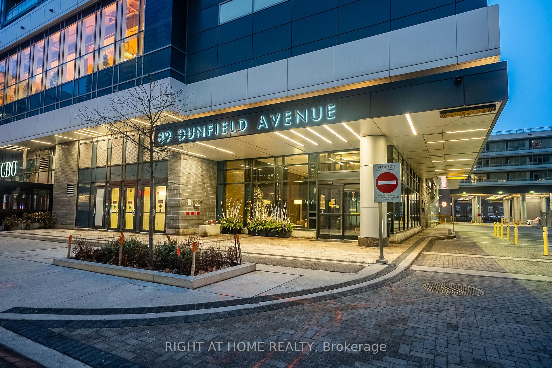 Photo of Unit 2306, 89 Dunfield Avenue