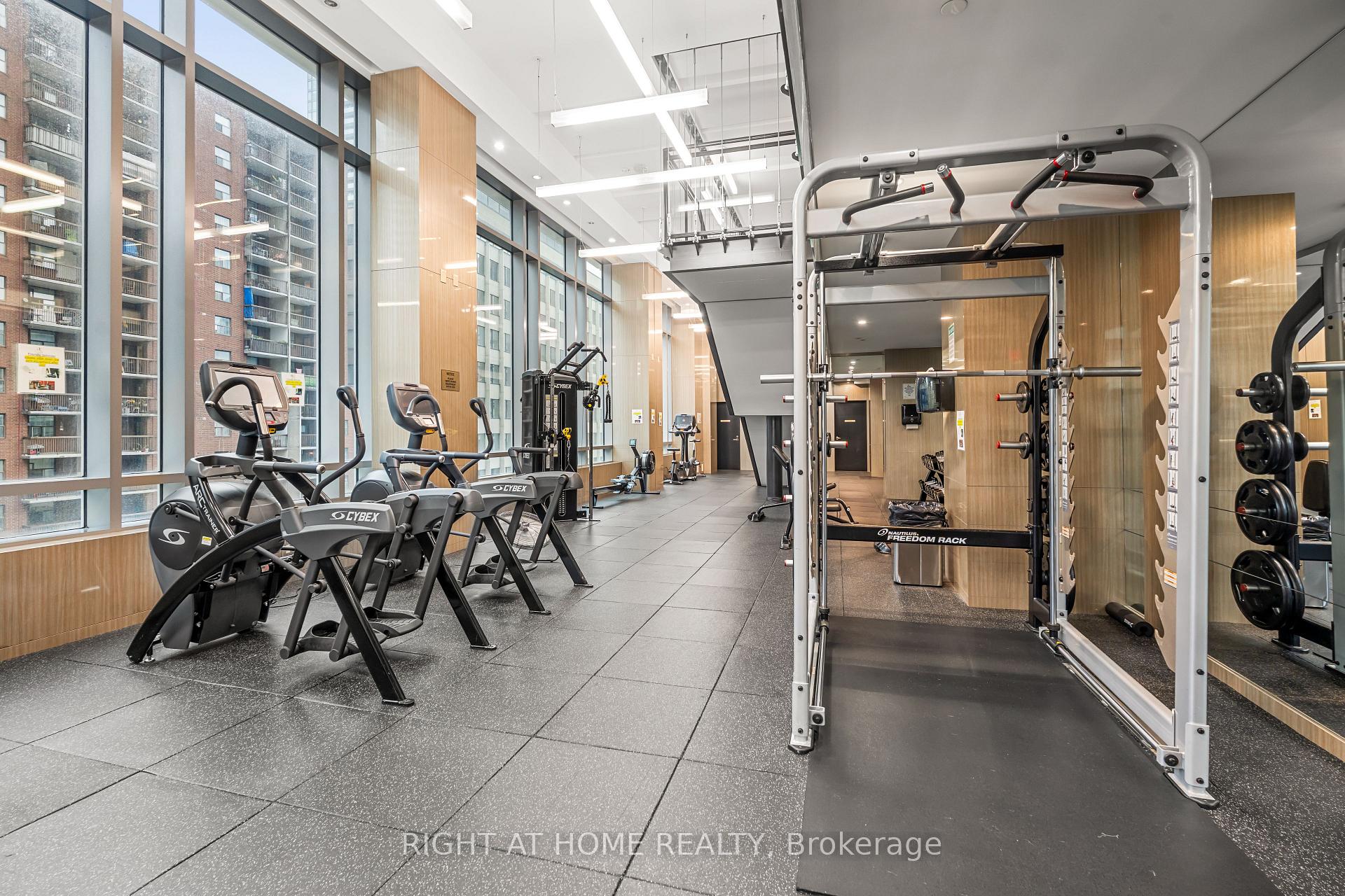 Photo 20 of Unit 2306, 89 Dunfield Avenue, Toronto, Mount Pleasant West — HOMEH