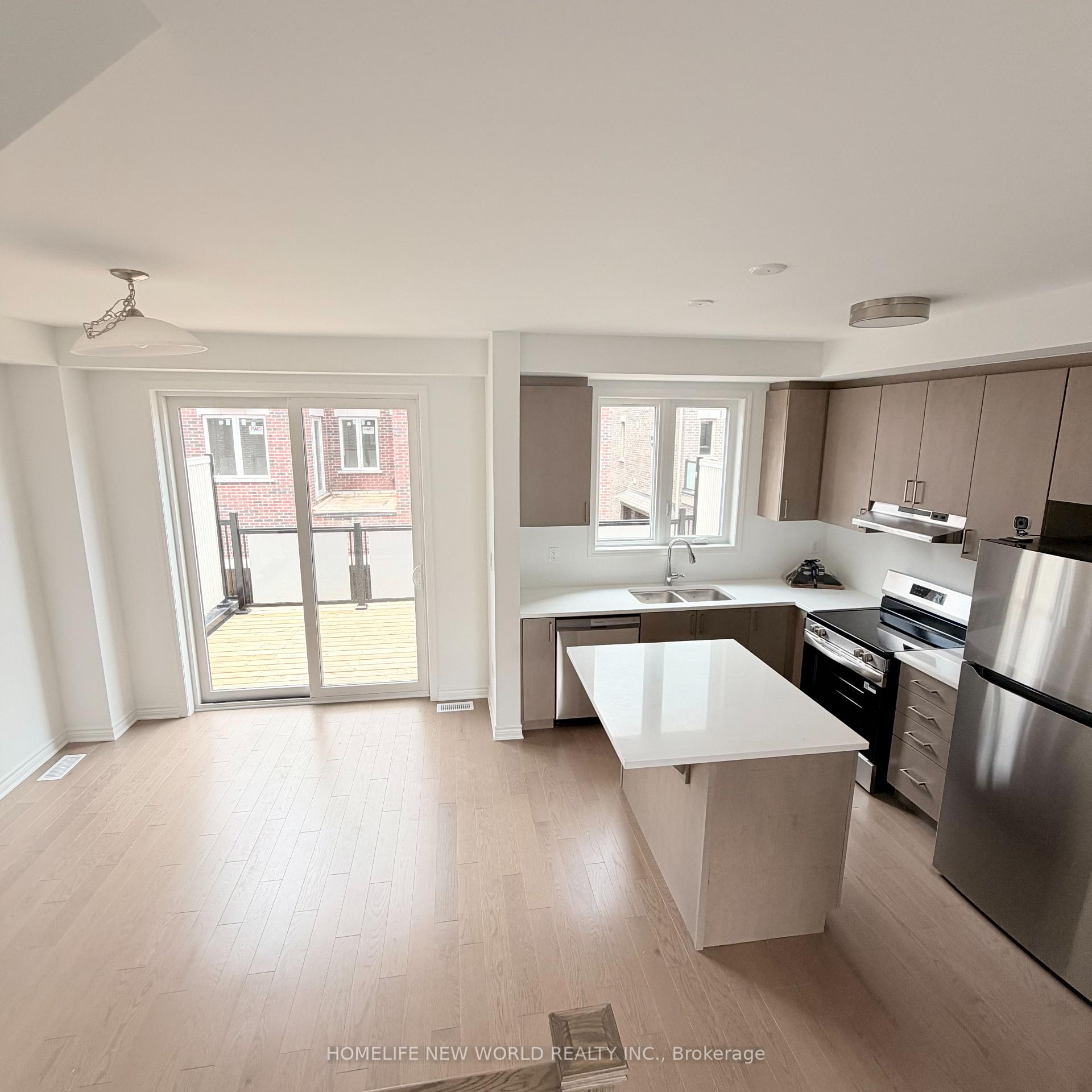 Photo 3 of 312 Stony Hill Boulevard, Markham, Rural Markham — HOMEH