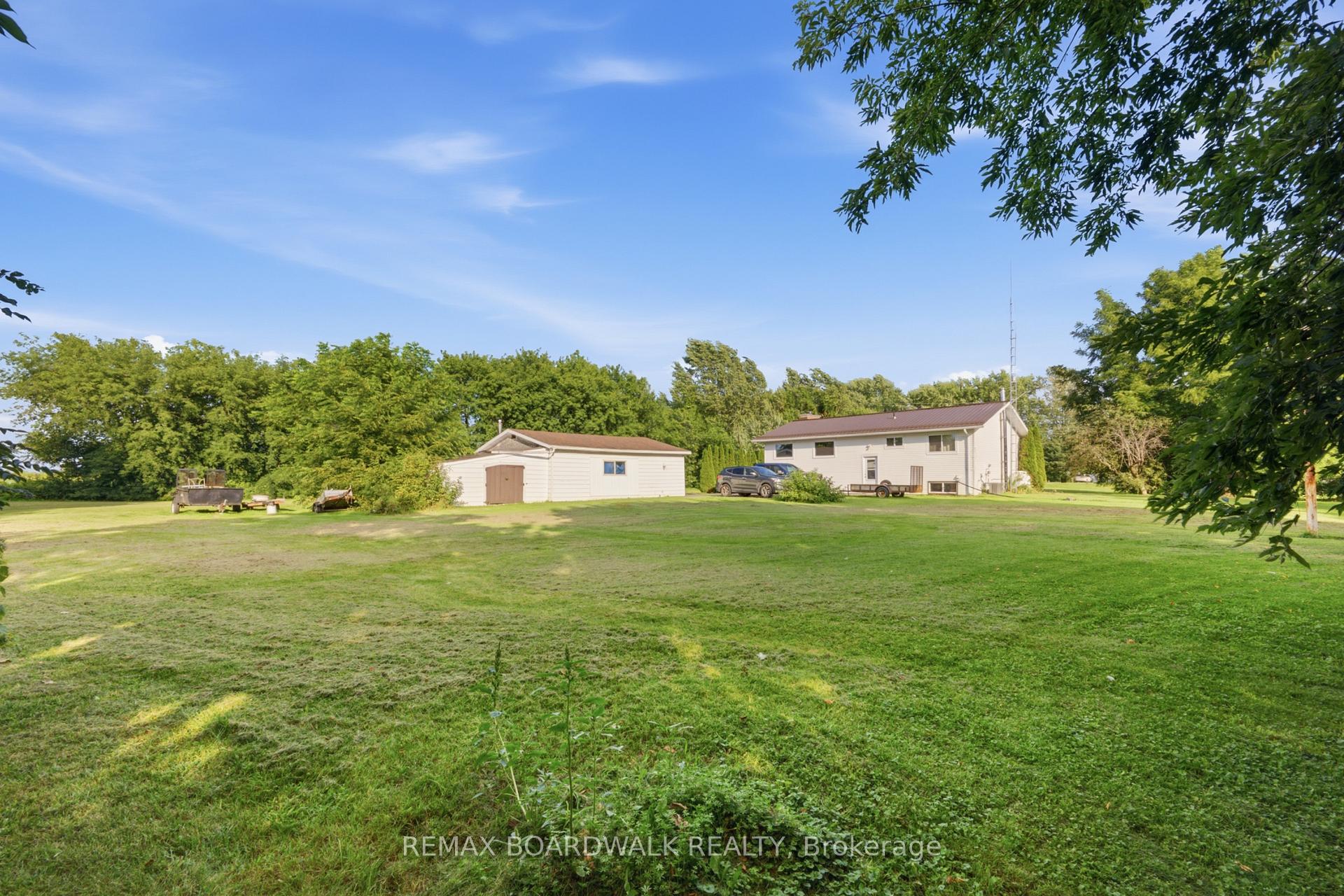 Photo 6 of 2106 County Road 2, Edwardsburgh/Cardinal, Edwardsburgh/Cardinal Twp — HOMEH