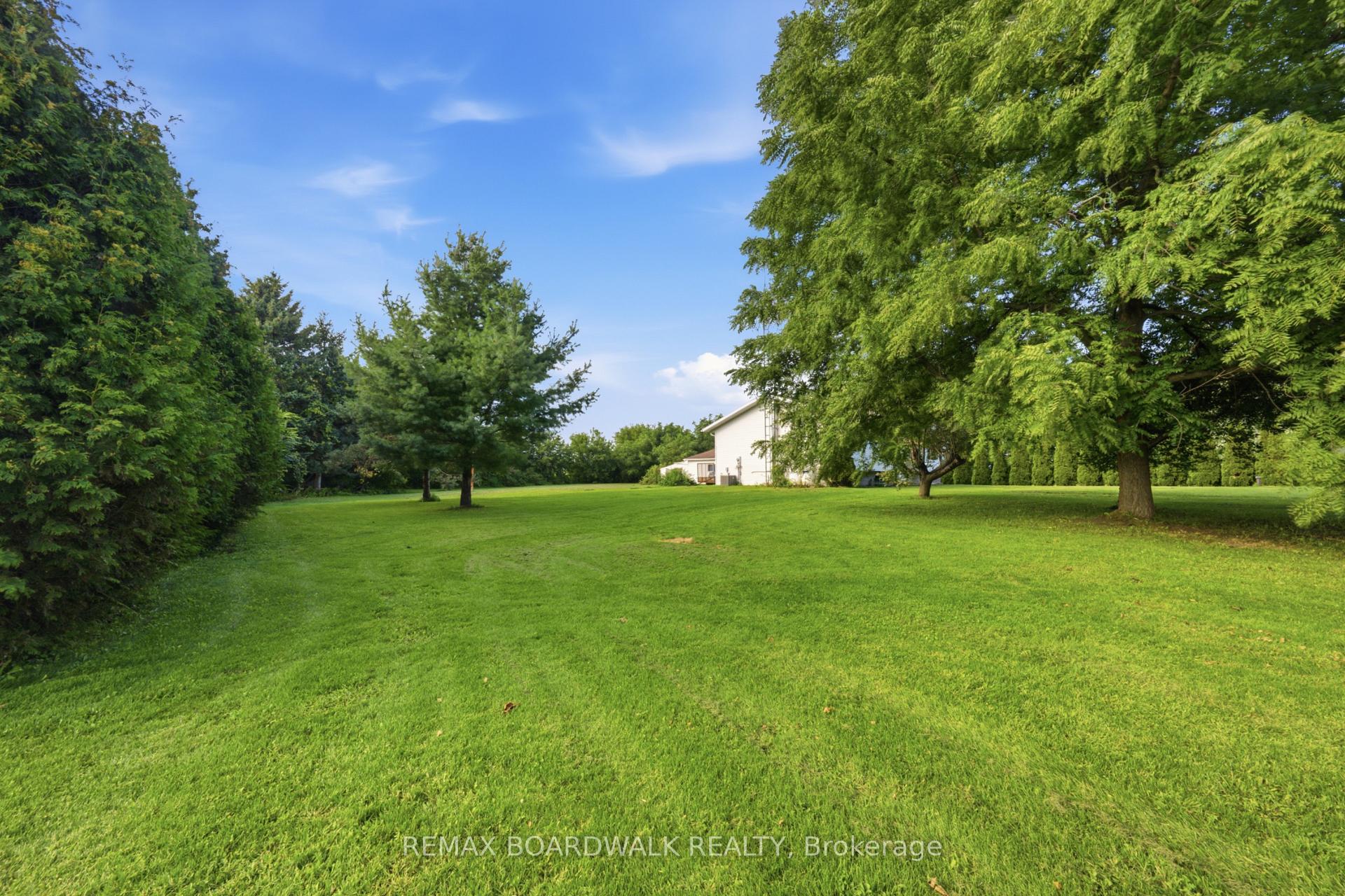 Photo 7 of 2106 County Road 2, Edwardsburgh/Cardinal, Edwardsburgh/Cardinal Twp — HOMEH