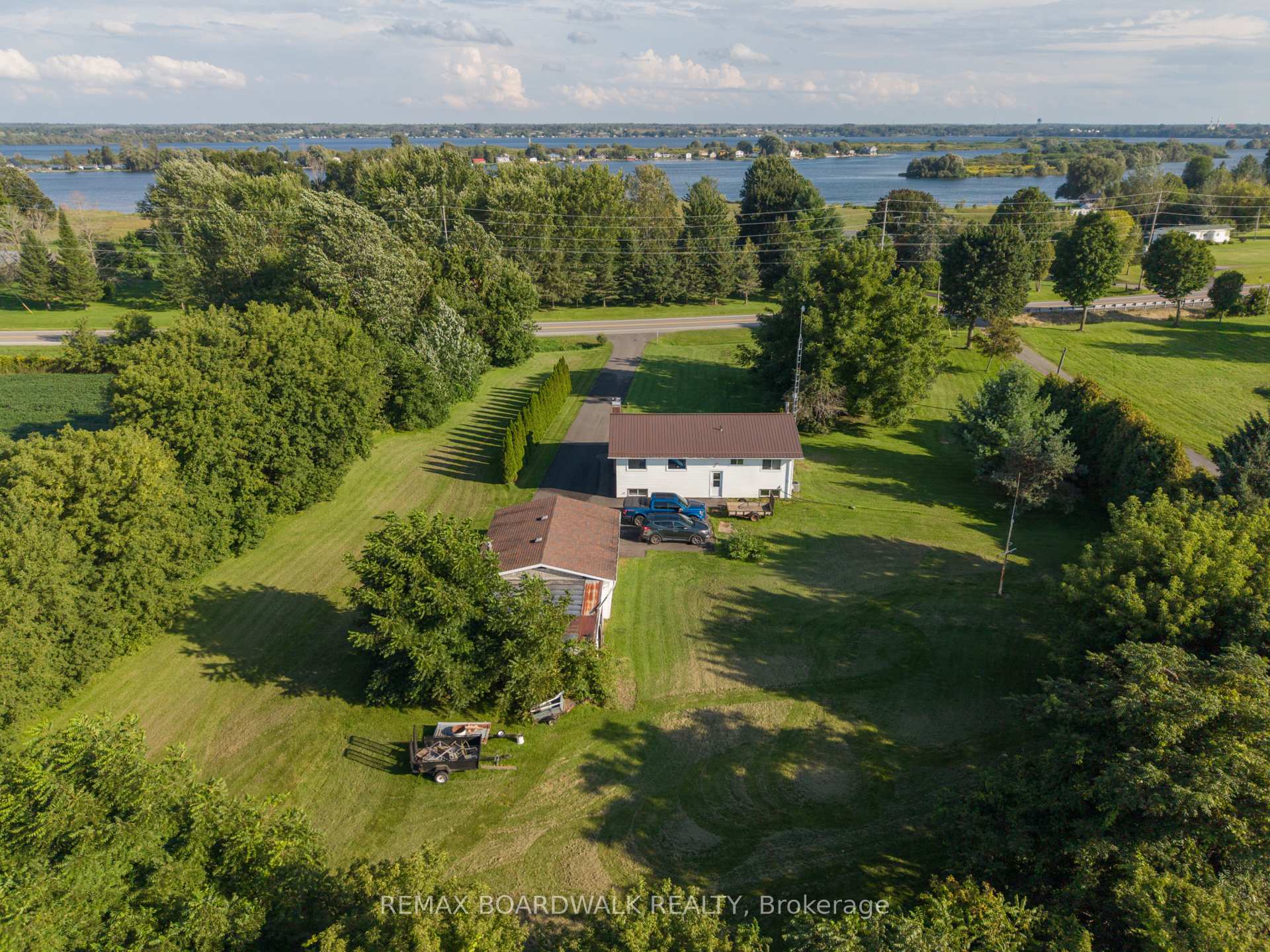 Photo 13 of 2106 County Road 2, Edwardsburgh/Cardinal, Edwardsburgh/Cardinal Twp — HOMEH