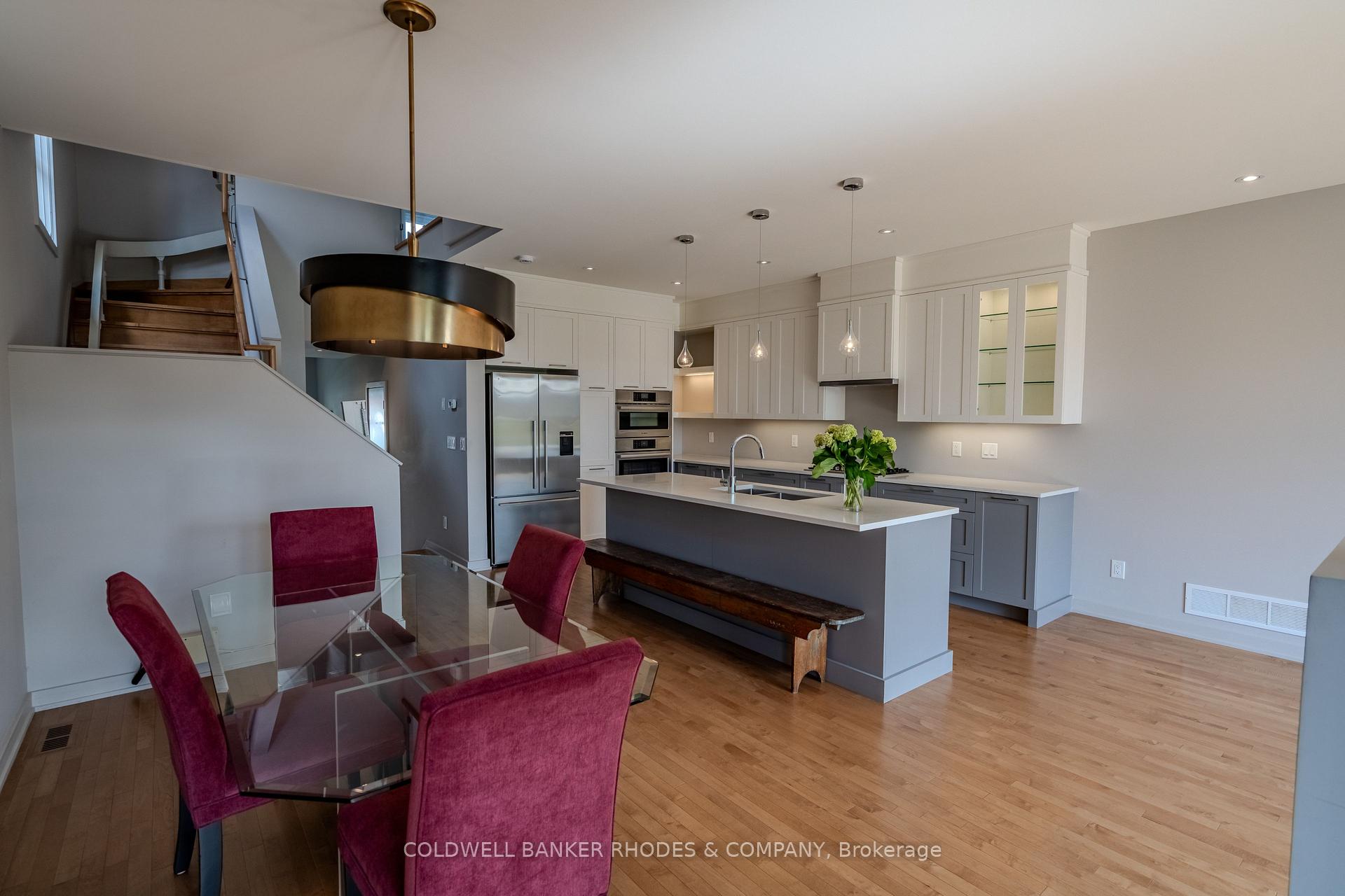 Photo 22 of 806 Carnelian Crescent, Ottawa, Riverside South/Gloucester Glen — HOMEH
