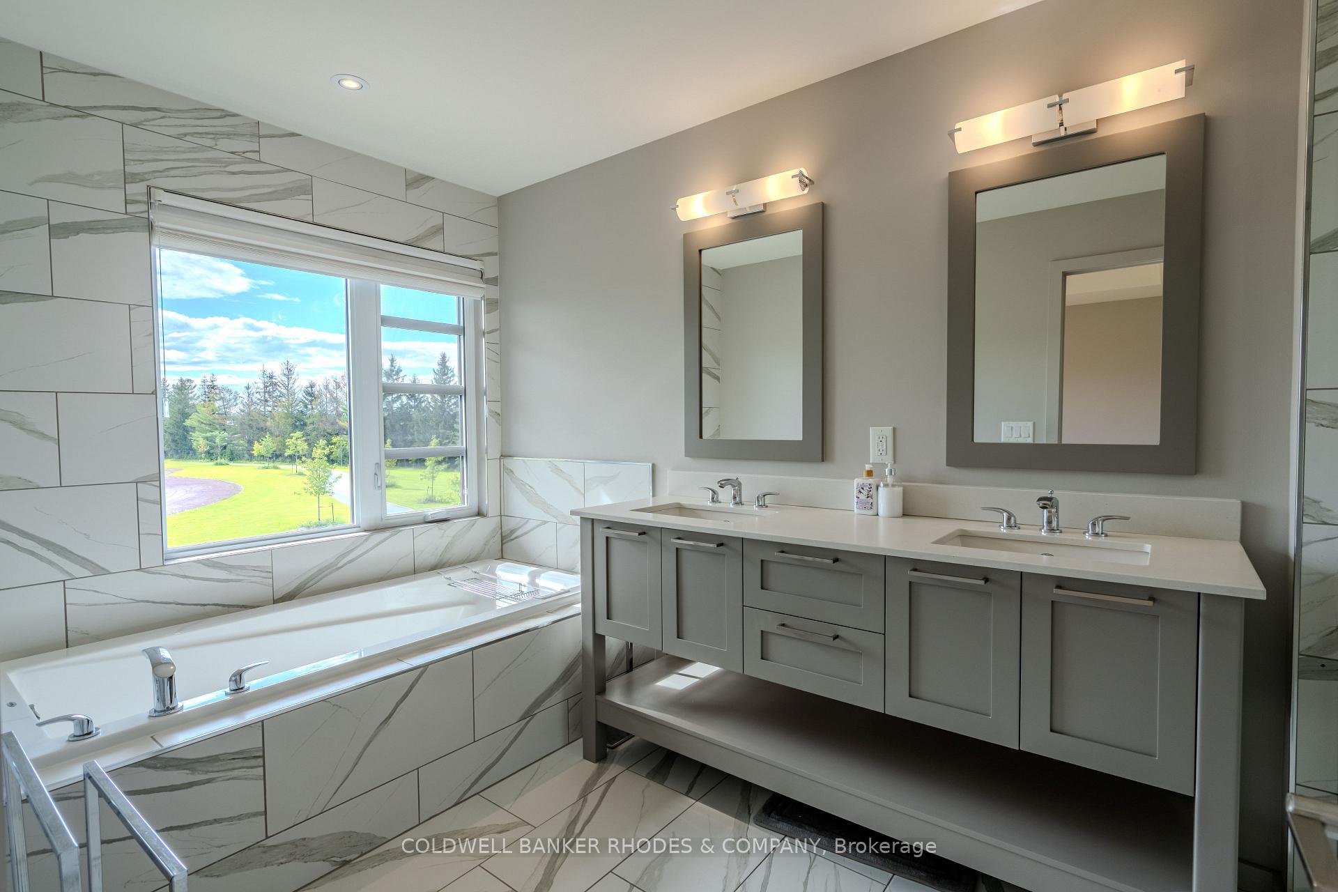 Photo 30 of 806 Carnelian Crescent, Ottawa, Riverside South/Gloucester Glen — HOMEH
