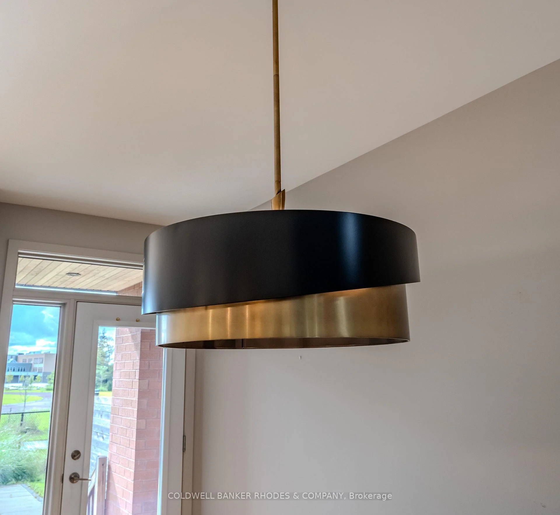 Photo 21 of 806 Carnelian Crescent, Ottawa, Riverside South/Gloucester Glen — HOMEH