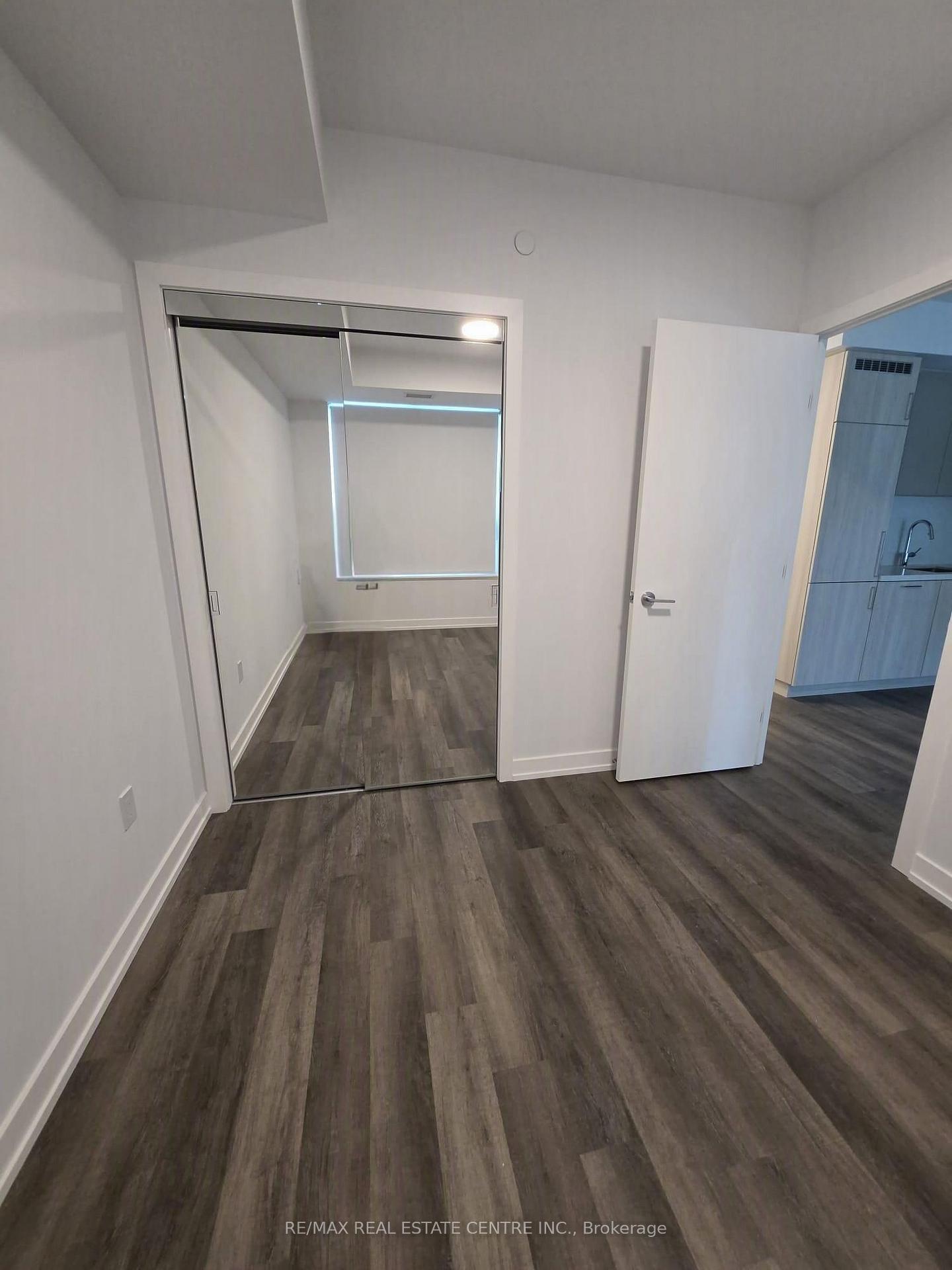 Photo 6 of Unit 507, 21 Meadowdale Road, Vaughan, Vaughan Corporate Centre — HOMEH