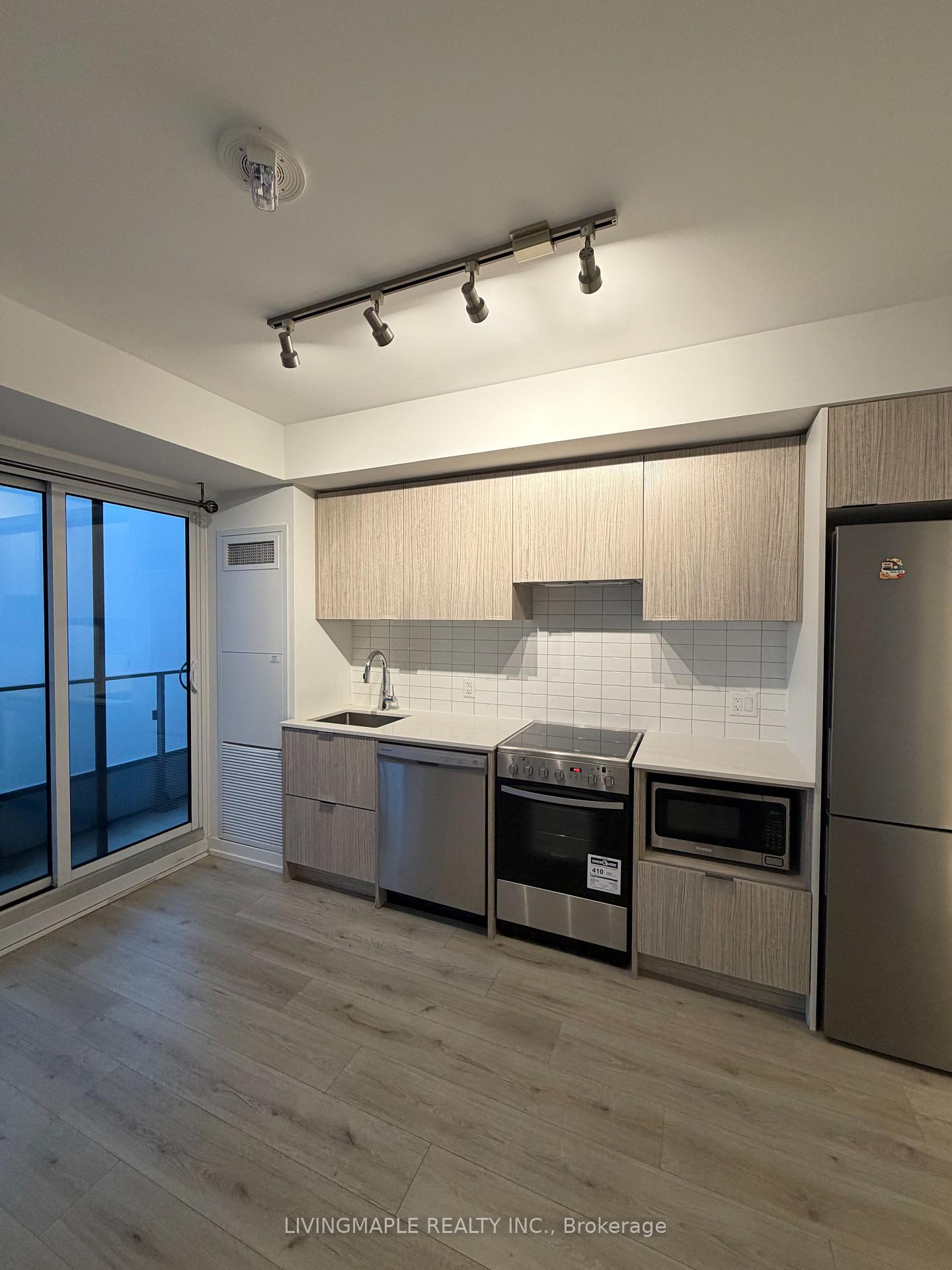 Photo 2 of Unit 2309, 395 Bloor Street E, Toronto, North St. James Town — HOMEH