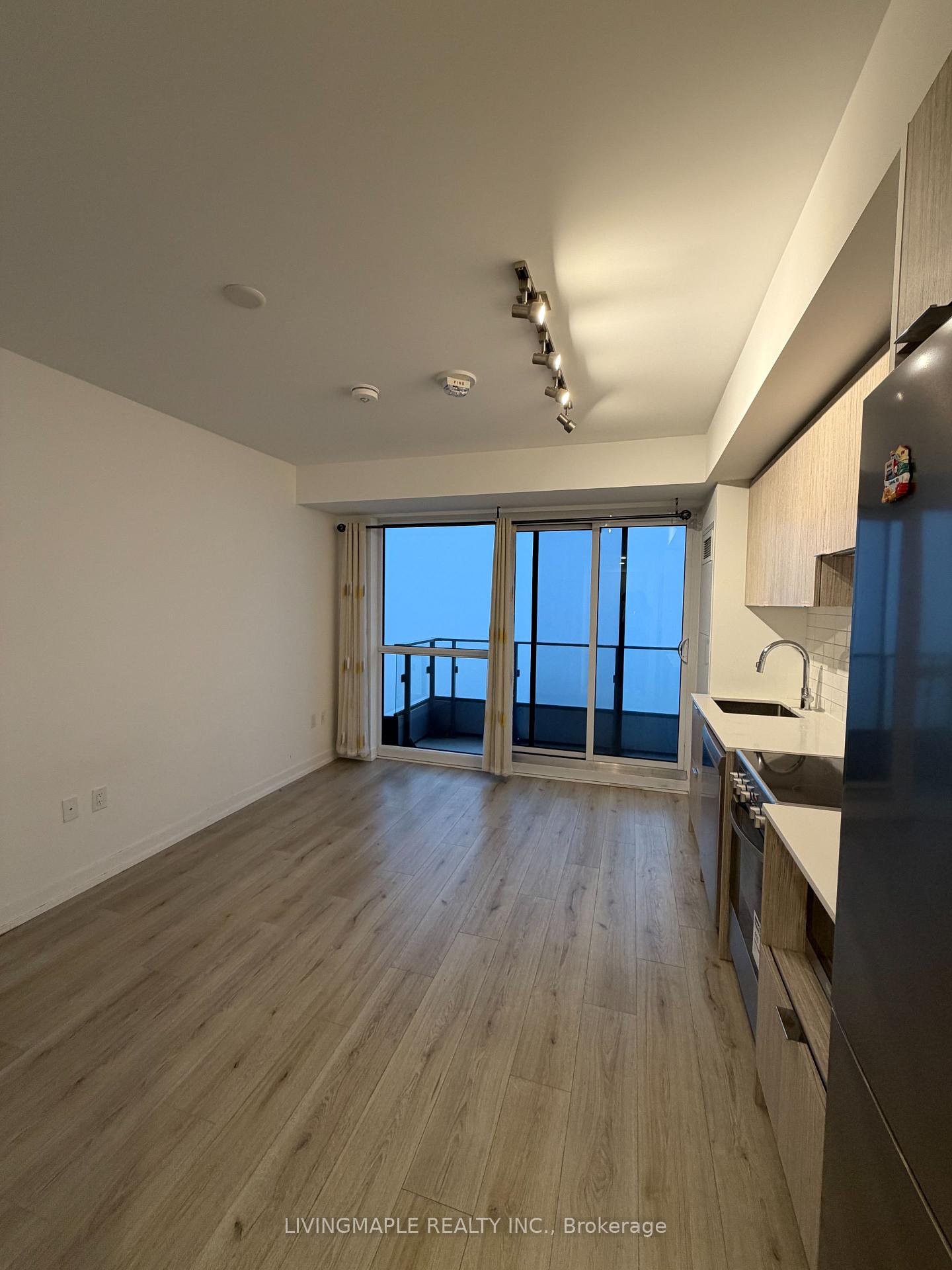 Photo 5 of Unit 2309, 395 Bloor Street E, Toronto, North St. James Town — HOMEH