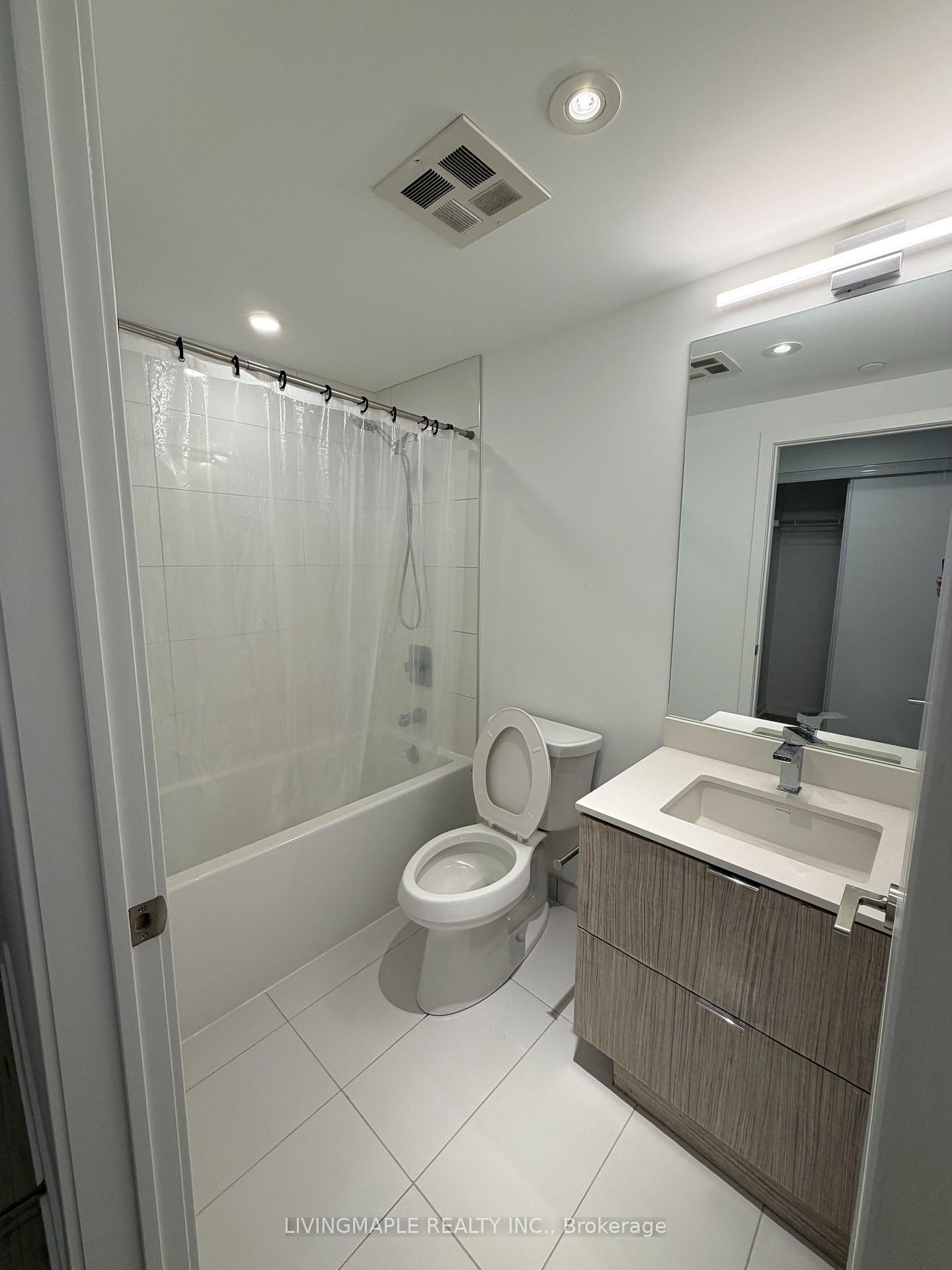 Photo 6 of Unit 2309, 395 Bloor Street E, Toronto, North St. James Town — HOMEH