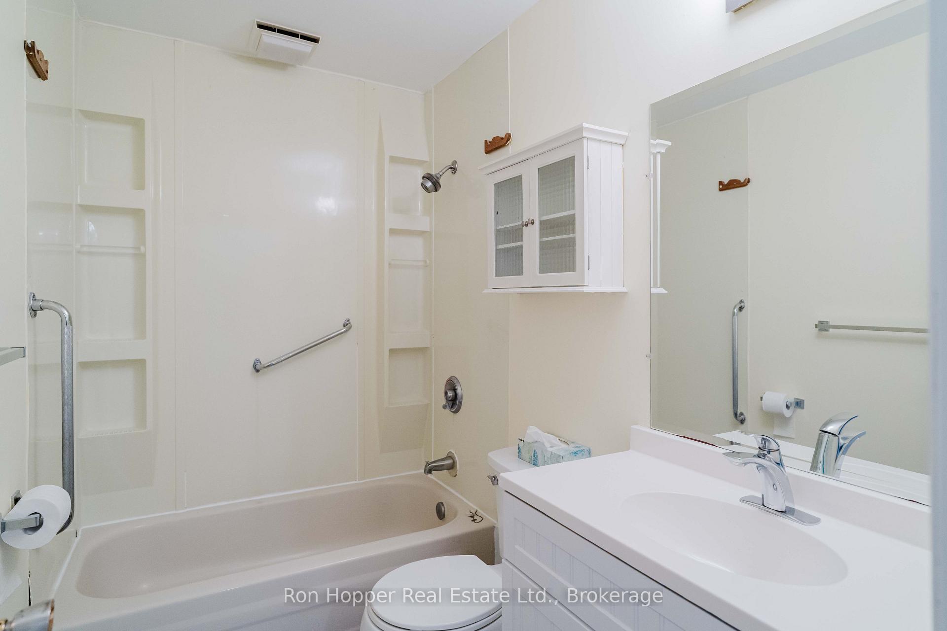 Photo 11 of 508 13th Street W, Owen Sound — HOMEH