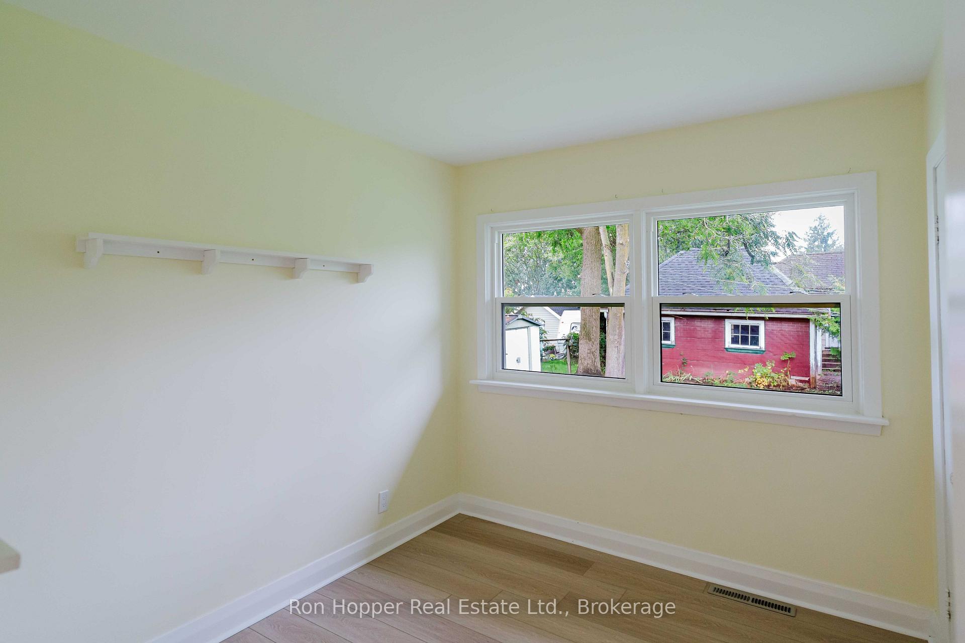 Photo 12 of 508 13th Street W, Owen Sound — HOMEH