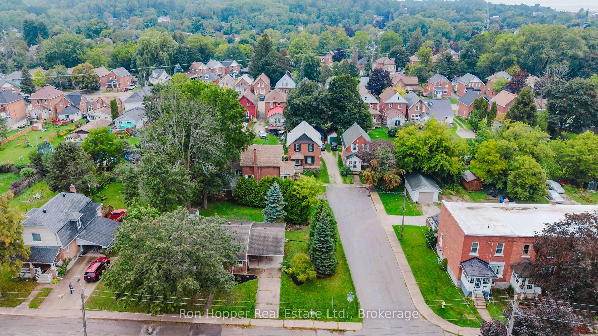 Photo 17 of 508 13th Street W, Owen Sound — HOMEH