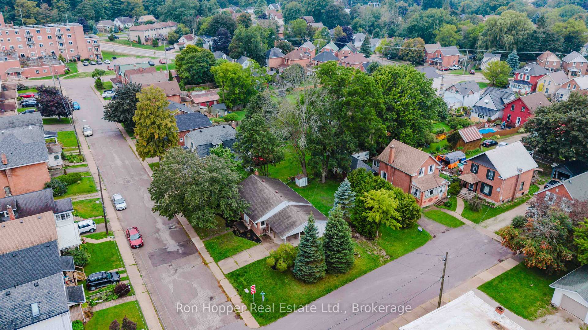Photo 18 of 508 13th Street W, Owen Sound — HOMEH