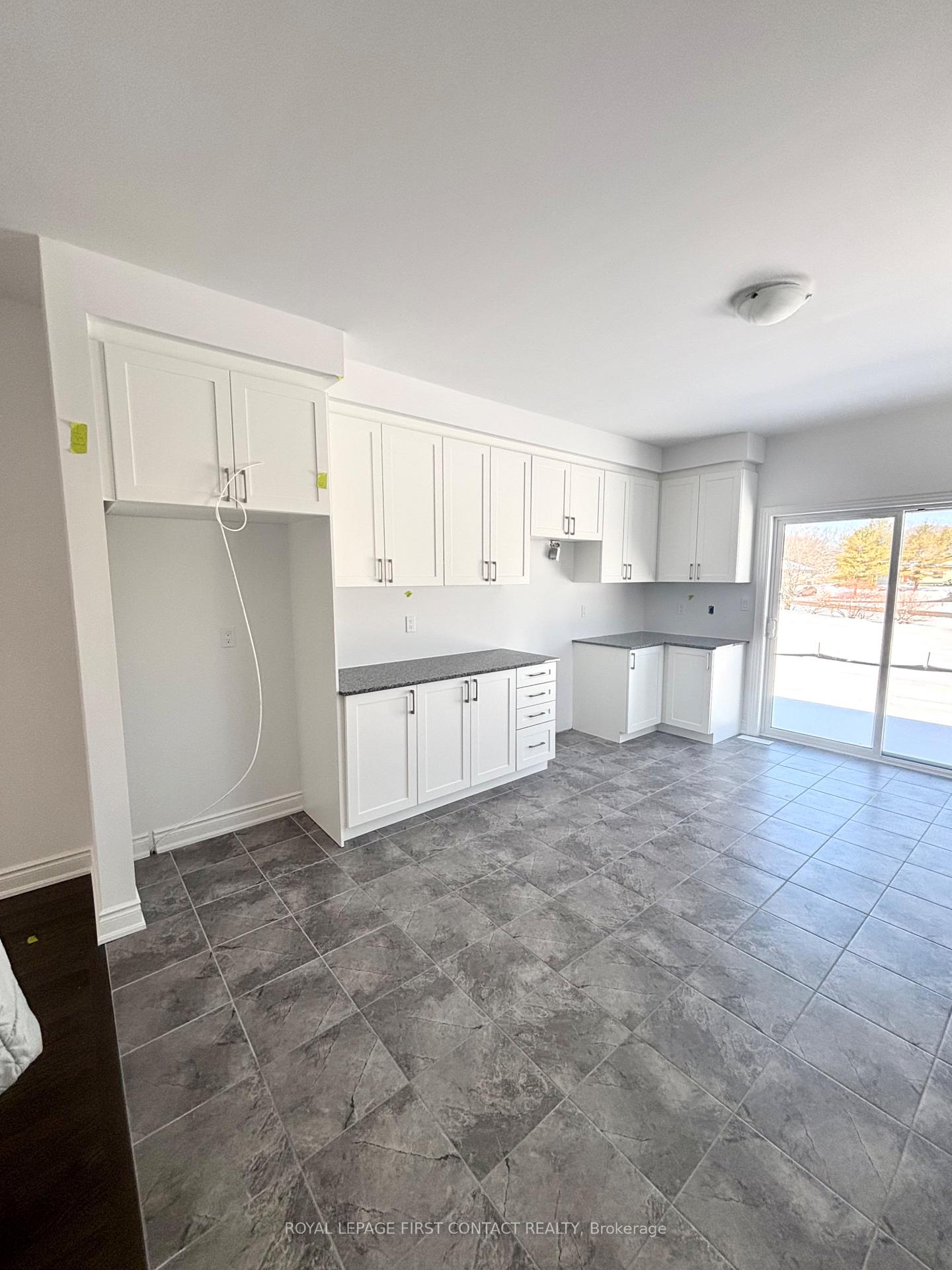 Photo 3 of 6 Misty Ridge Road, Wasaga Beach — HOMEH