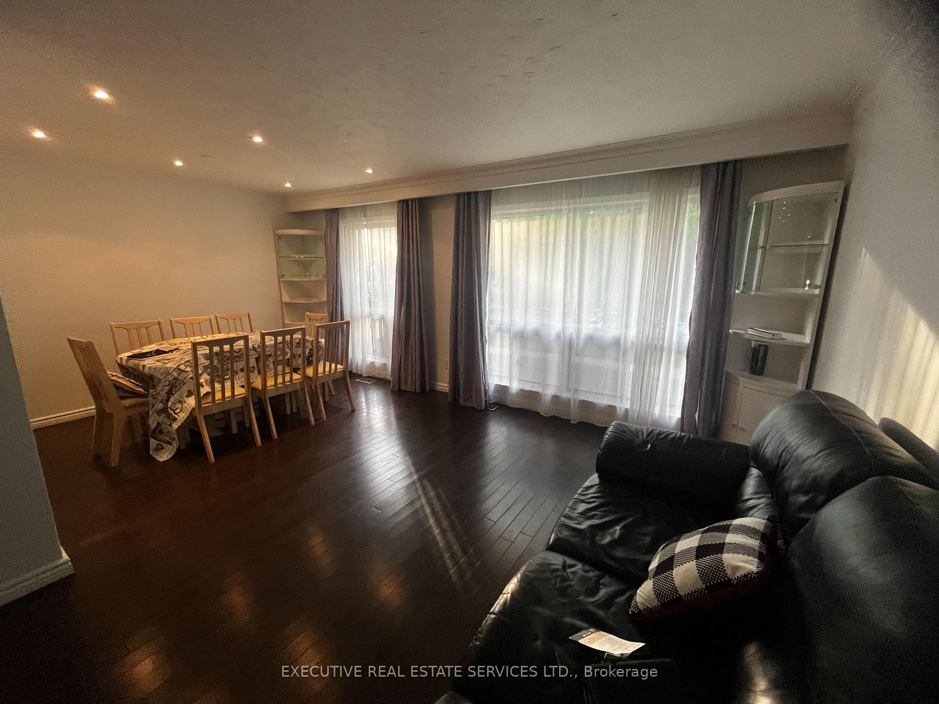 Photo 5 of 41 Ludgate Drive, Etobicoke, Rexdale-Kipling — HOMEH