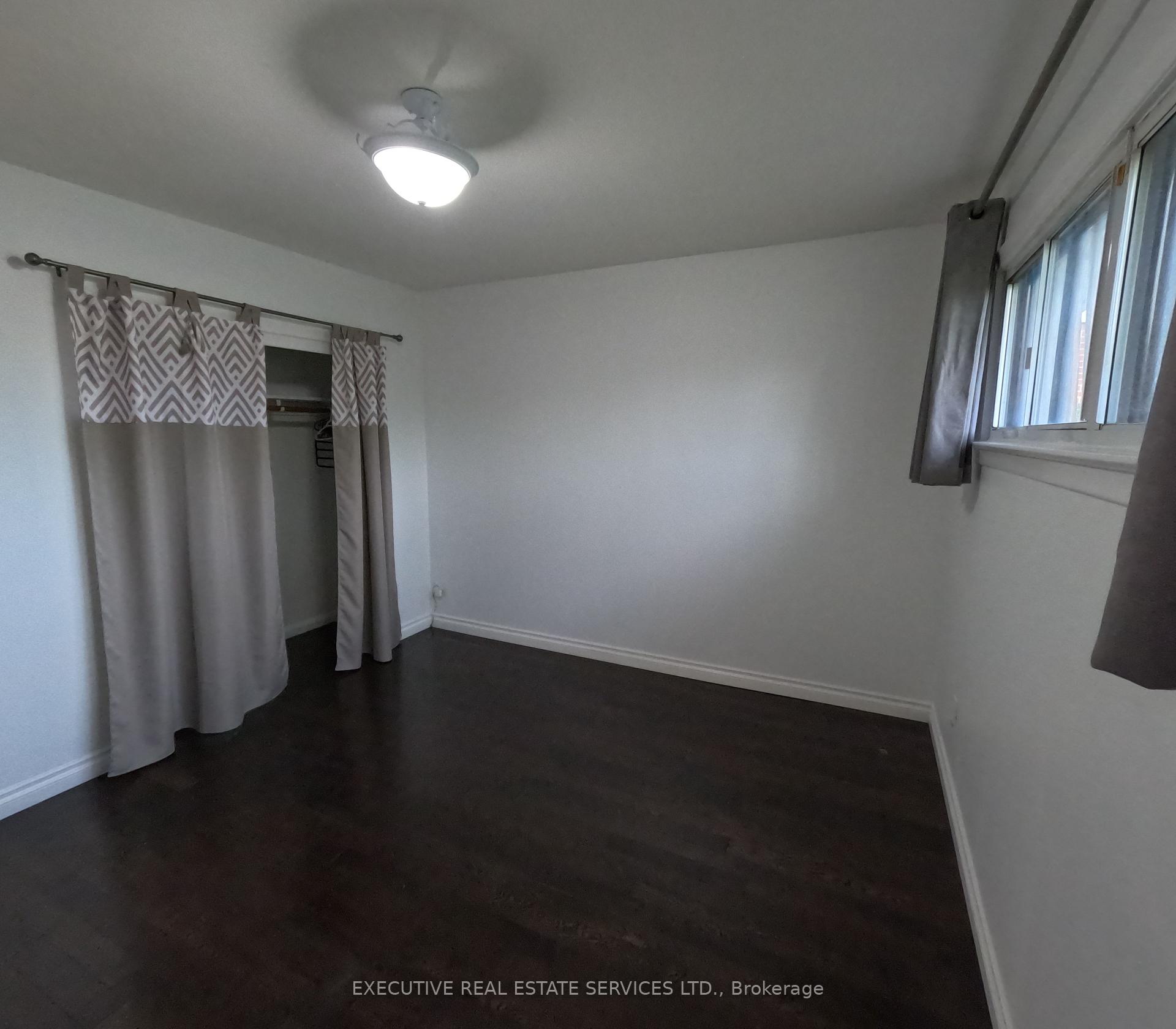 Photo 11 of 41 Ludgate Drive, Etobicoke, Rexdale-Kipling — HOMEH